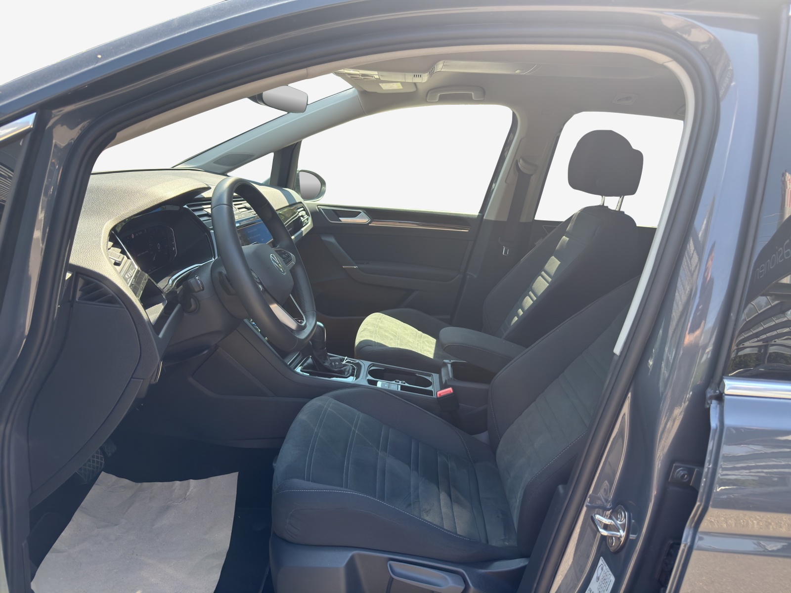 VW Touran 1.5 TSI EVO Highline DSG-image-7