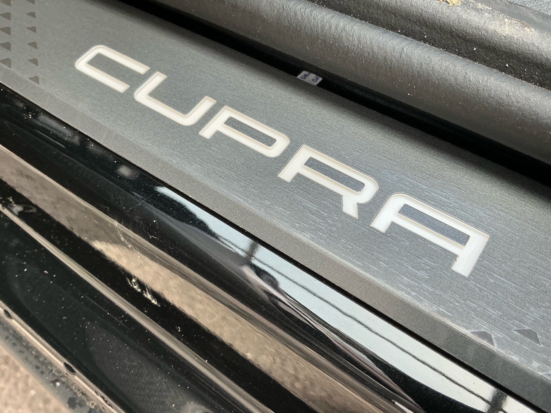 CUPRA Formentor VZ 2.0 TSI 245 kW 4Drive *** 360° KAMERA & ANHÄNGERKUPPLUNG ***-image-29