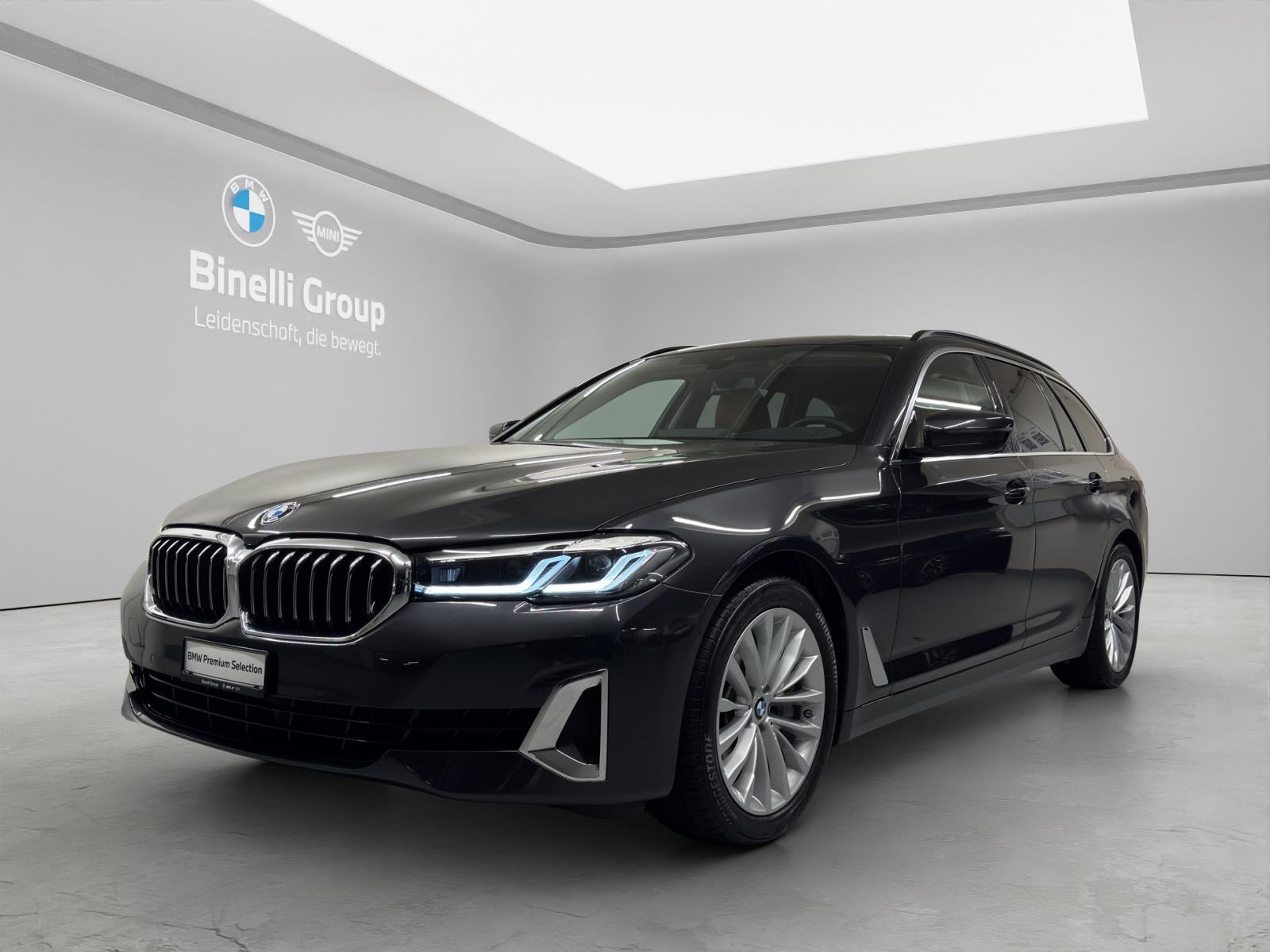 BMW 530d xDrive SAG Touring-image-0
