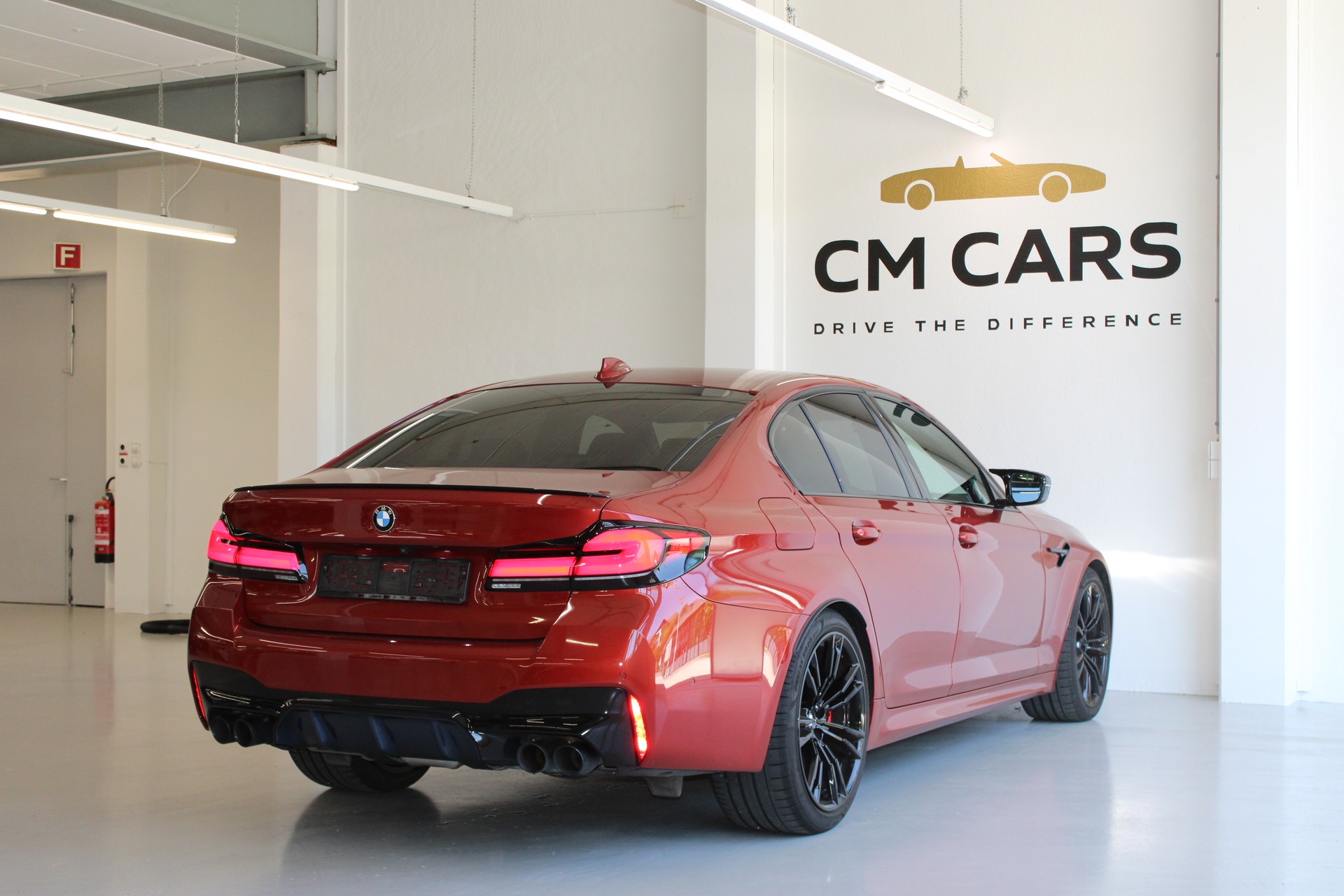 BMW M5 xDrive Competition-image-6