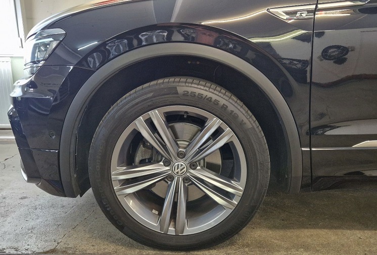 VW TIGUAN 2.0 TSI High DSG R-LINE-image-5