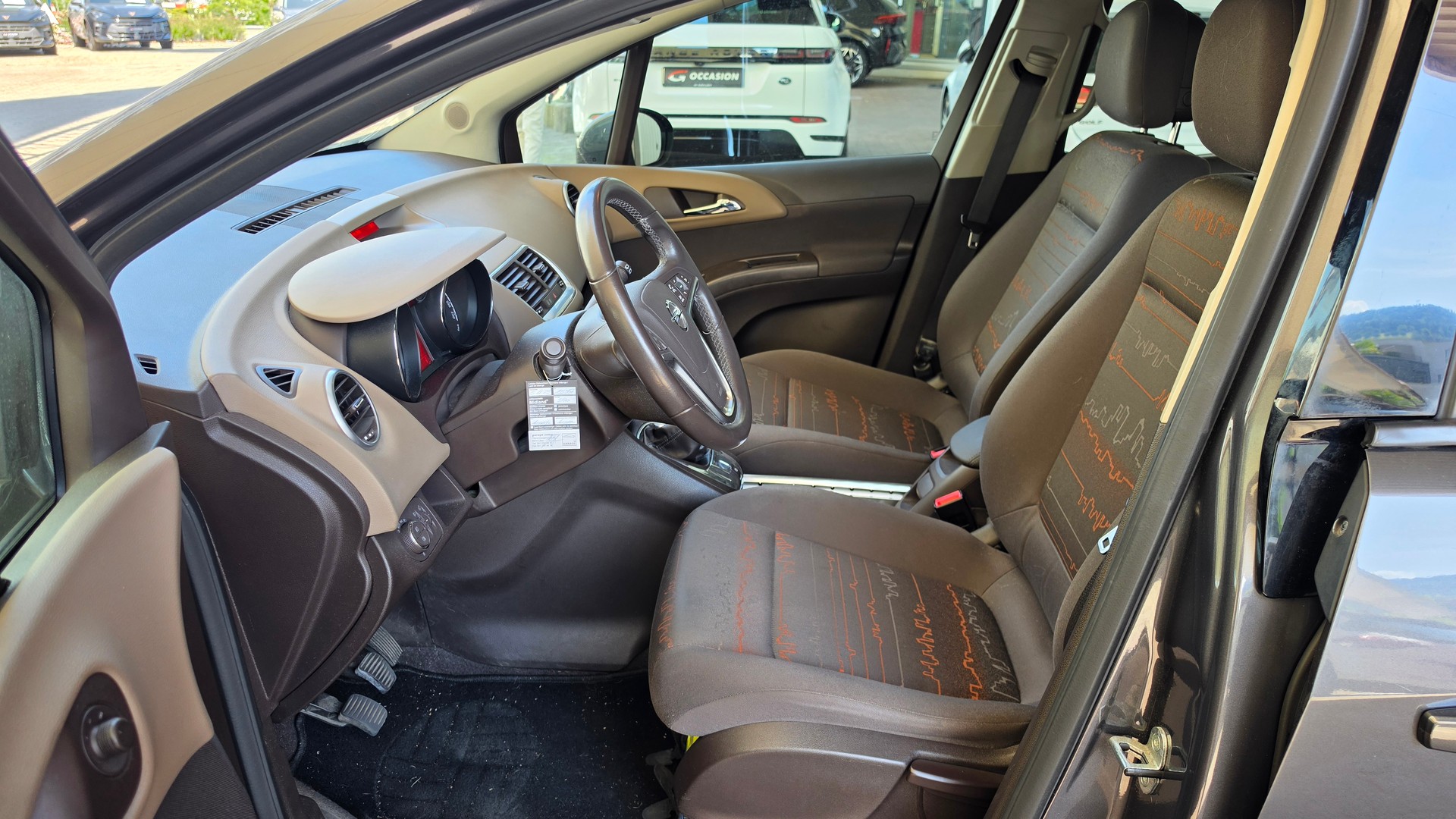 OPEL Meriva 1.4 Turbo Cosmo-image-9