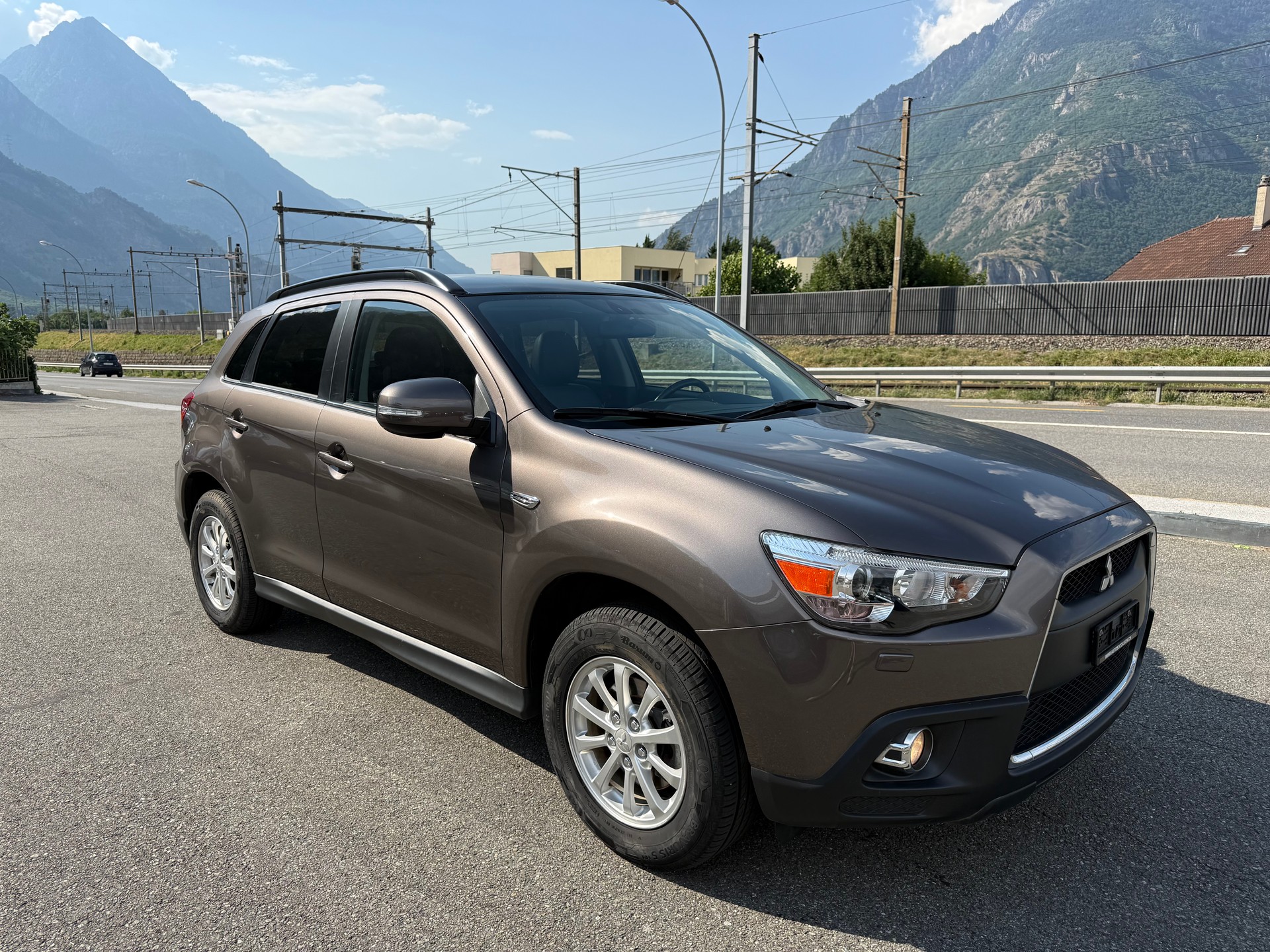 MITSUBISHI ASX 1.8 DID Intense 4WD-image-3