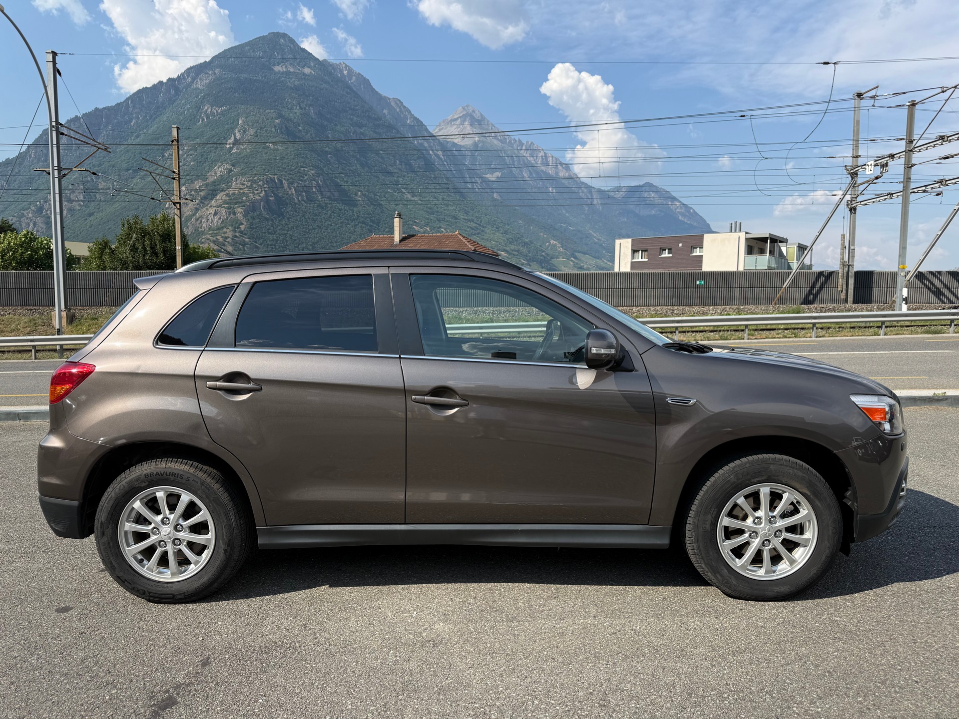 MITSUBISHI ASX 1.8 DID Intense 4WD-image-4