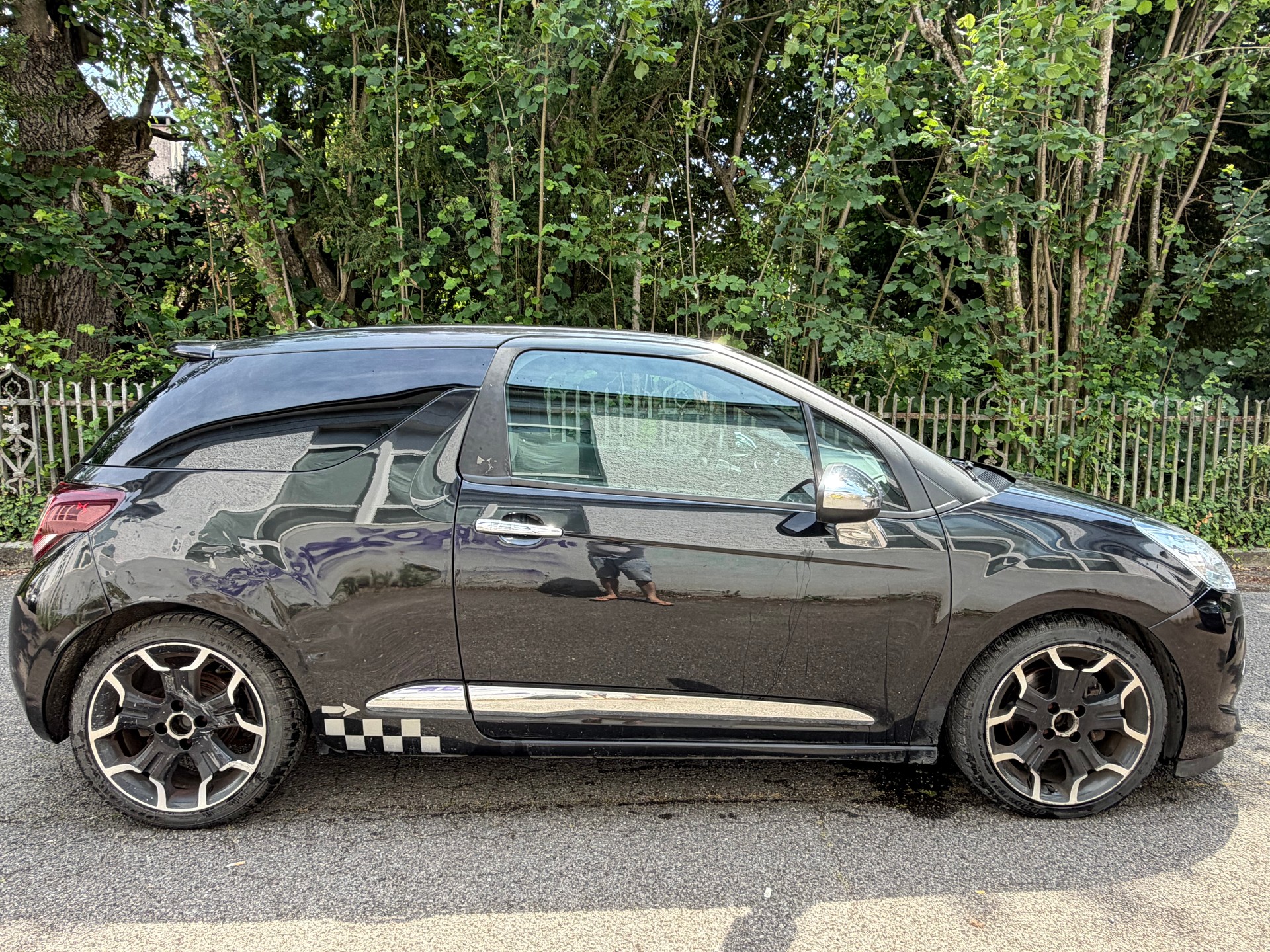 DS AUTOMOBILES DS3 1.6 THP Sport Chic-image-1
