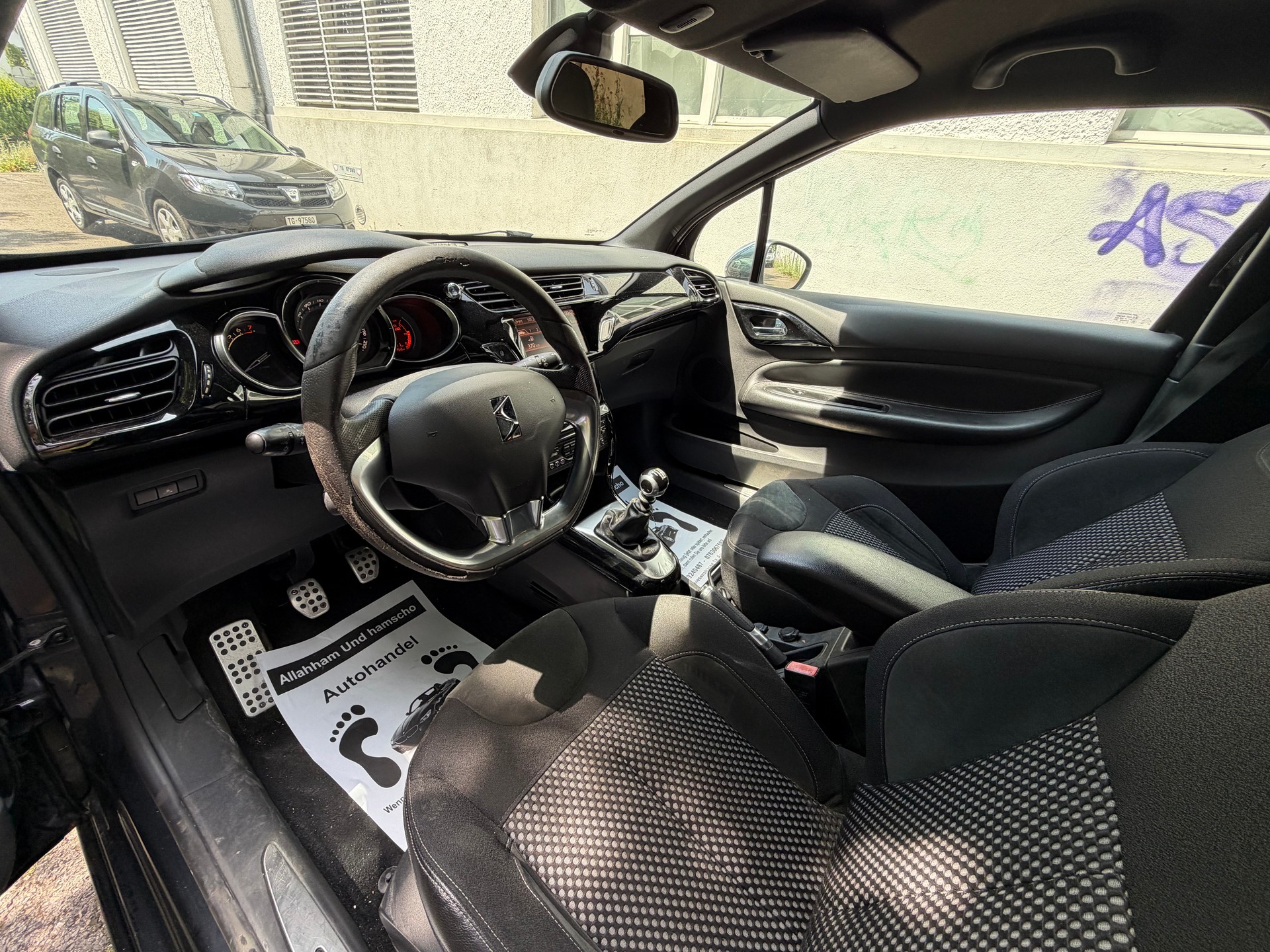 DS AUTOMOBILES DS3 1.6 THP Sport Chic-image-8