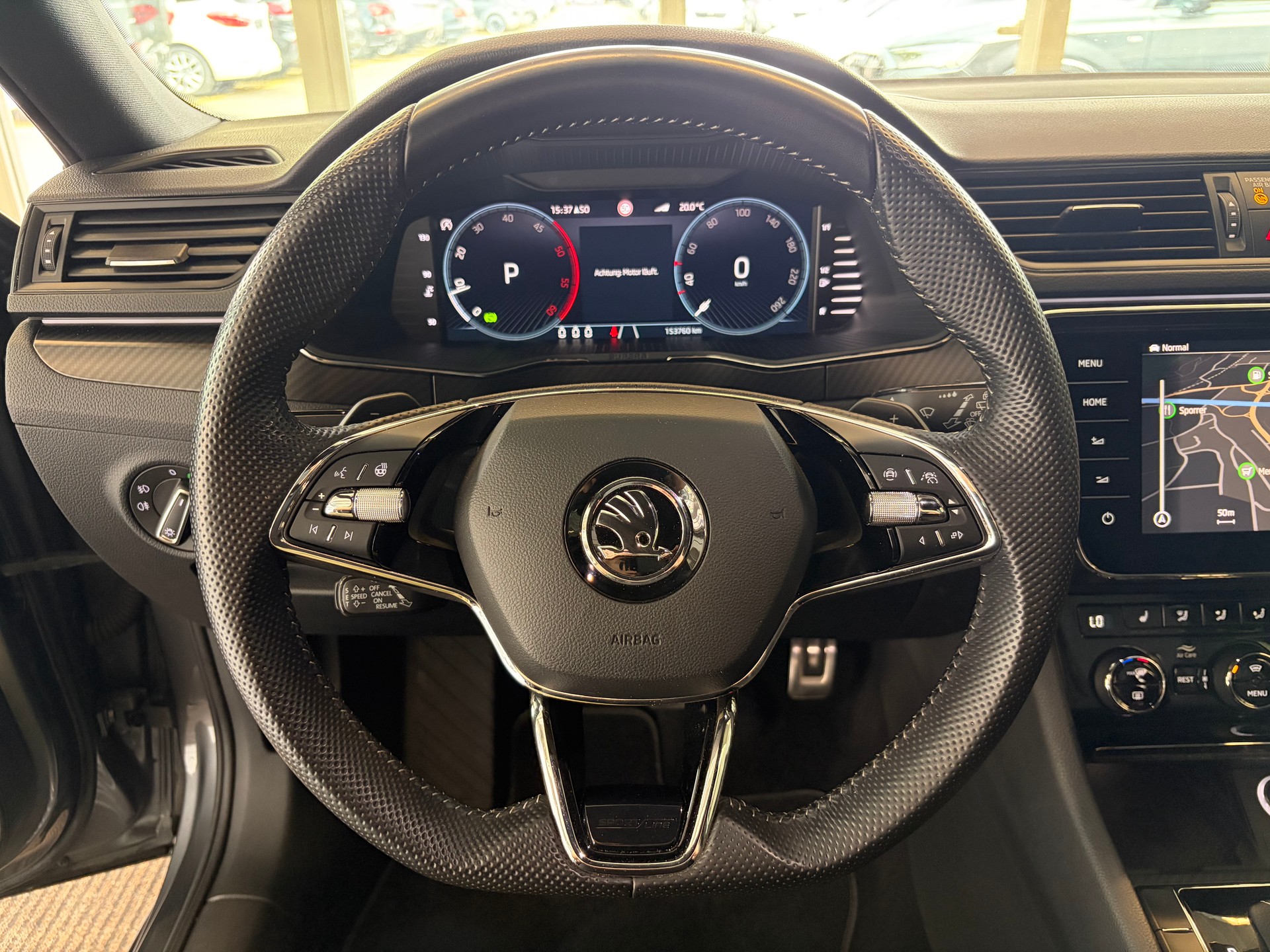 SKODA Superb Combi 2.0 TDi SportLine 4x4 DSG | CH Fzg. | AHK schwenkbar | DCC | Area View | 19" |-image-19