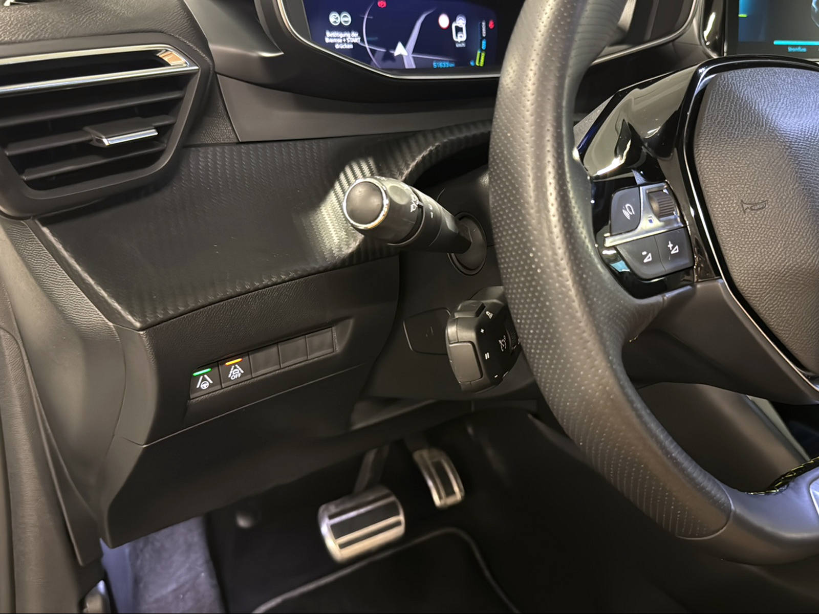 PEUGEOT 208 Elektrik GT Pack-image-21