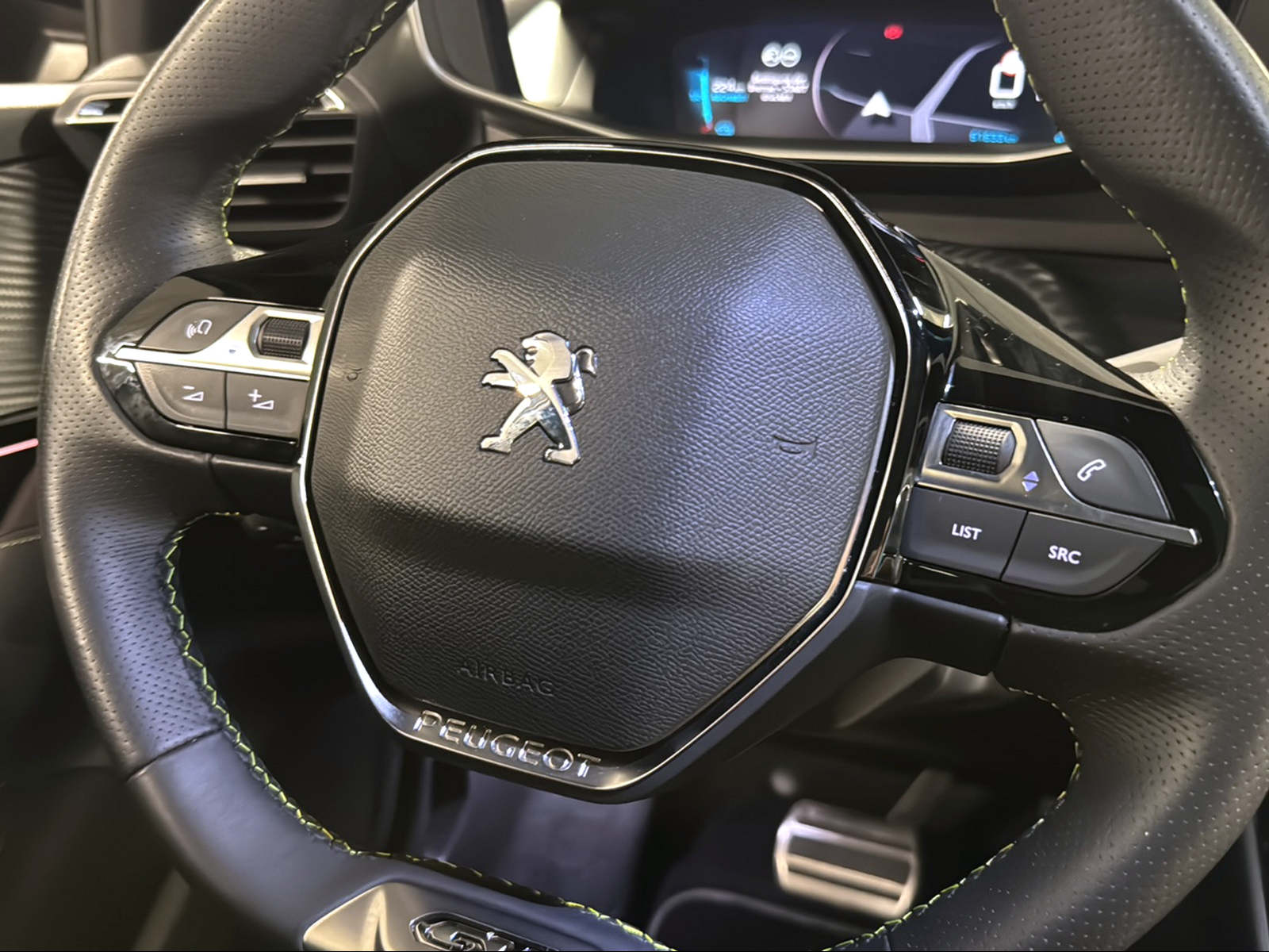 PEUGEOT 208 Elektrik GT Pack-image-26