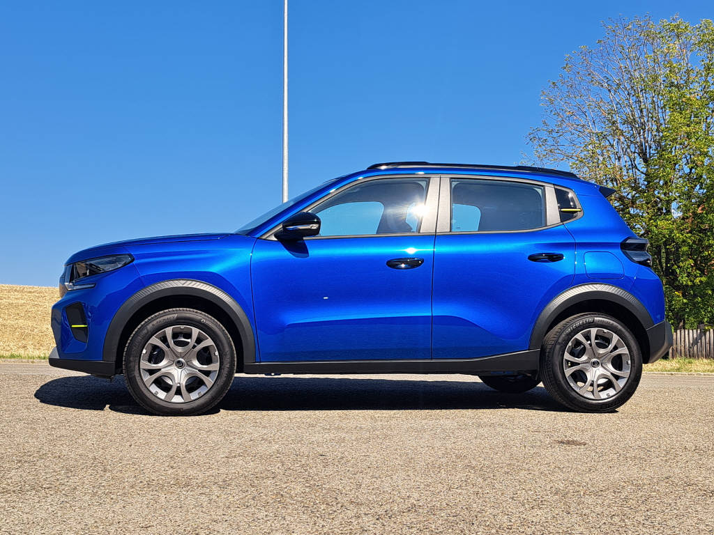 CITROEN C3 1.2 Hybrid 110xc Business-image-1