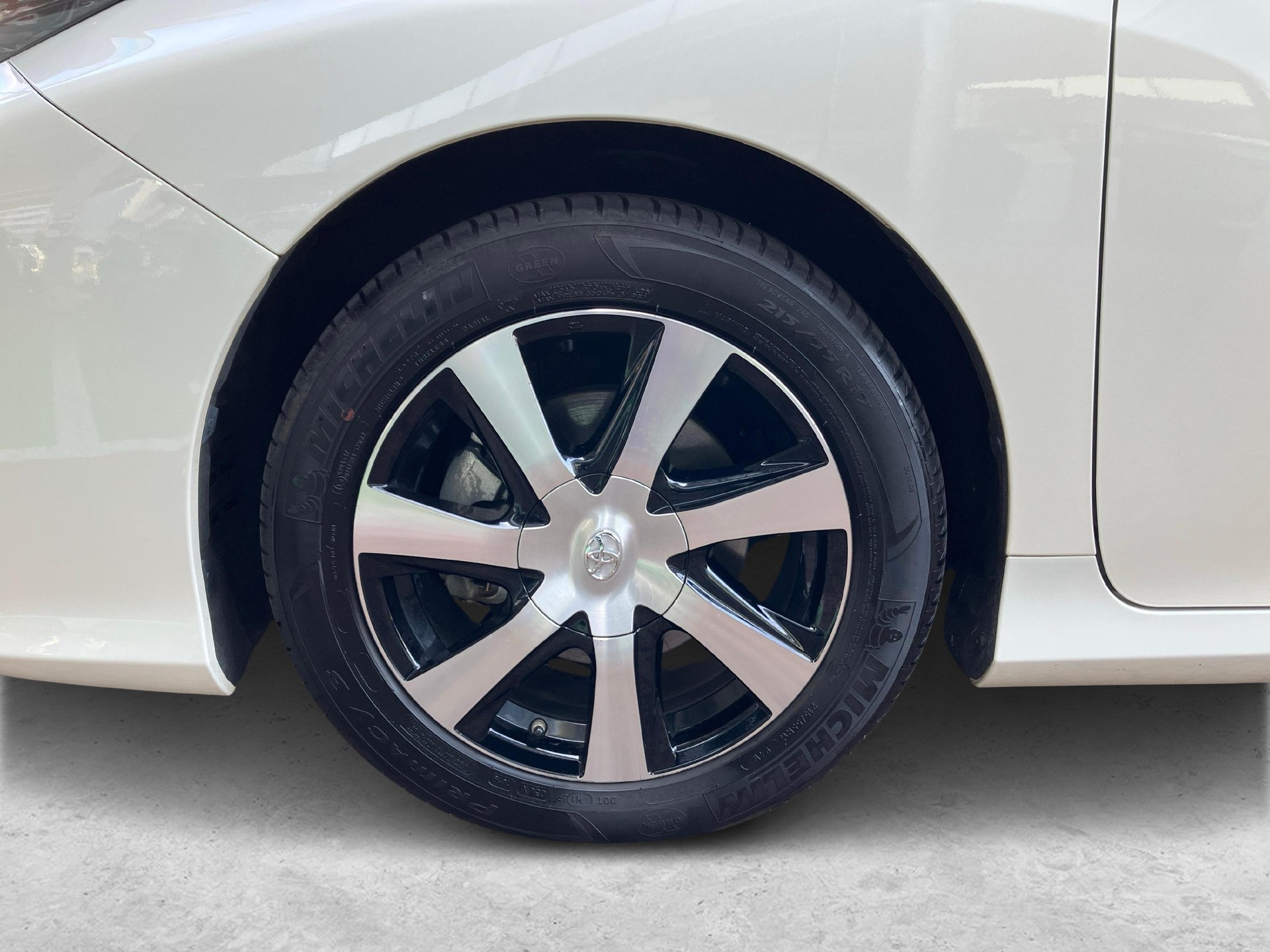 TOYOTA Mirai Fuel Cell Premium-image-14
