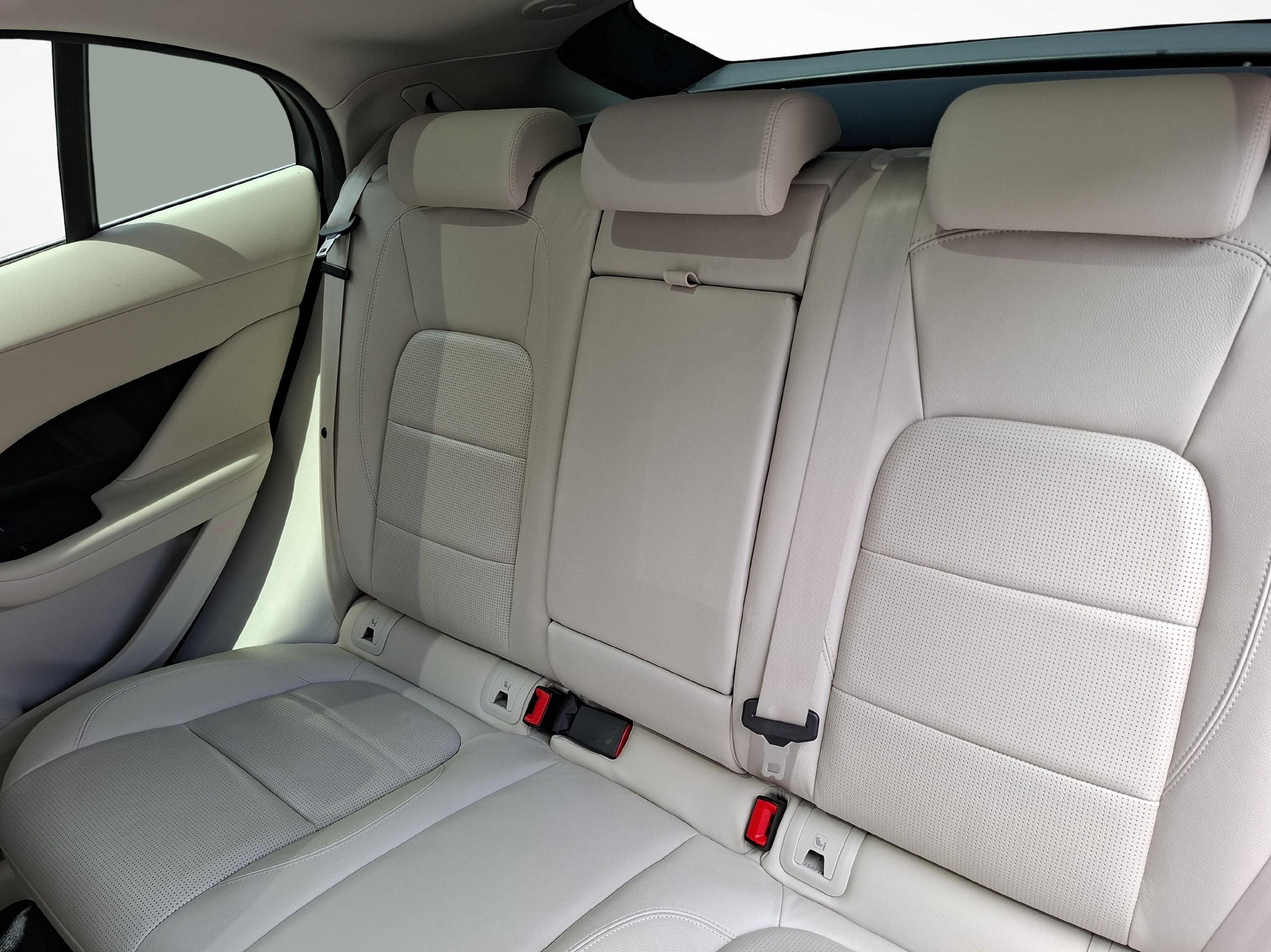 JAGUAR I-Pace EV400 SE AWD Leasingzins 0.99% inkl. Protect Versicherung-image-11