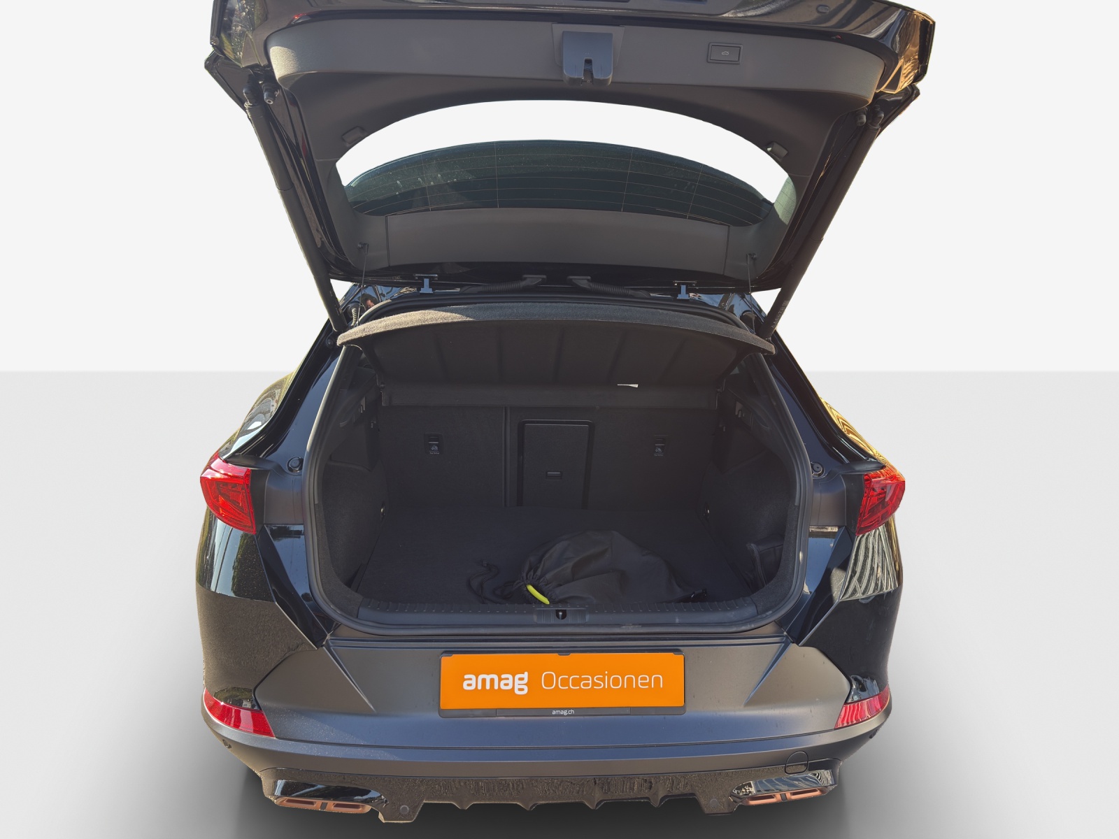 CUPRA Formentor 1.4 e-HYBRID pHEV Tribe Edition DSG-image-11