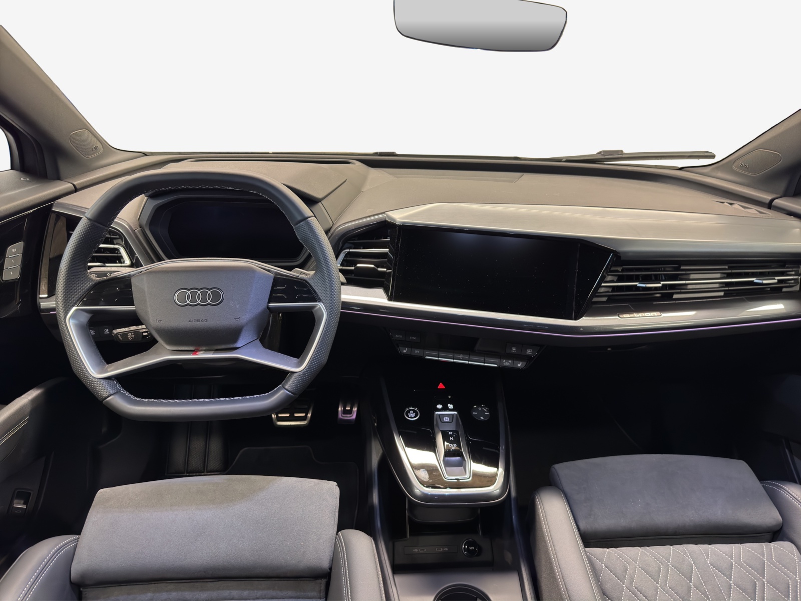 AUDI Q4 e-tron 45 Edition Swiss Ski quattro-image-8
