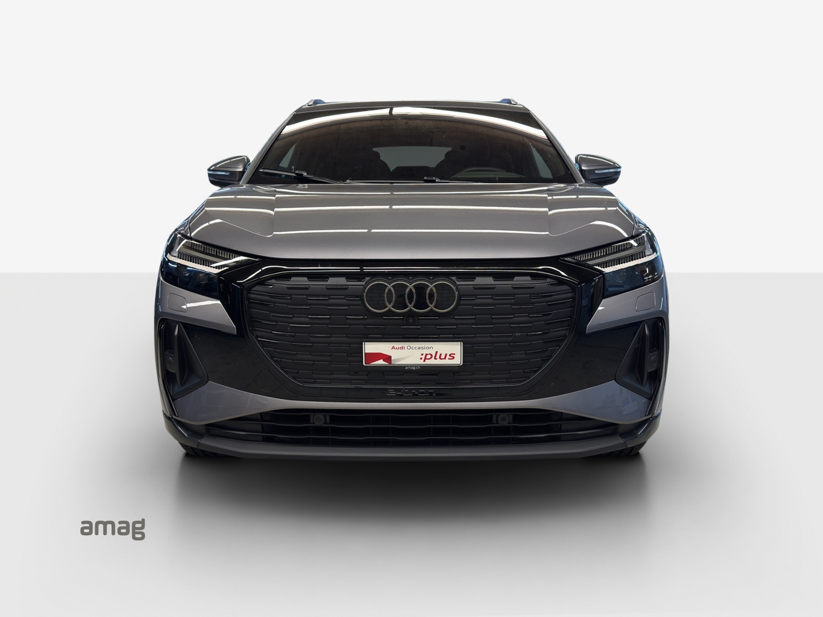AUDI Q4 e-tron 45 Edition Swiss Ski quattro-image-6