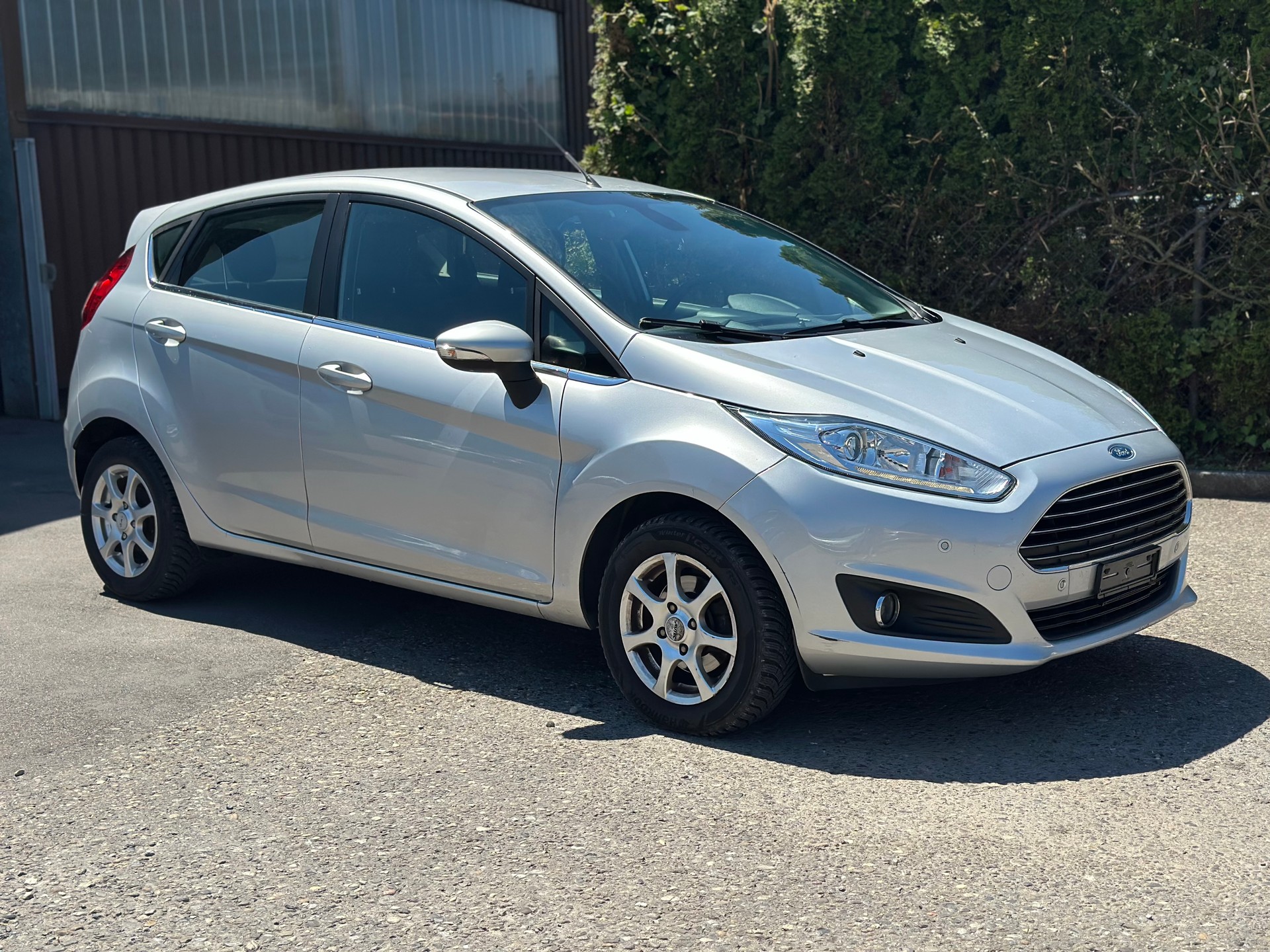FORD Fiesta 1.6 Ti-VCT Titanium PowerShift-image-1