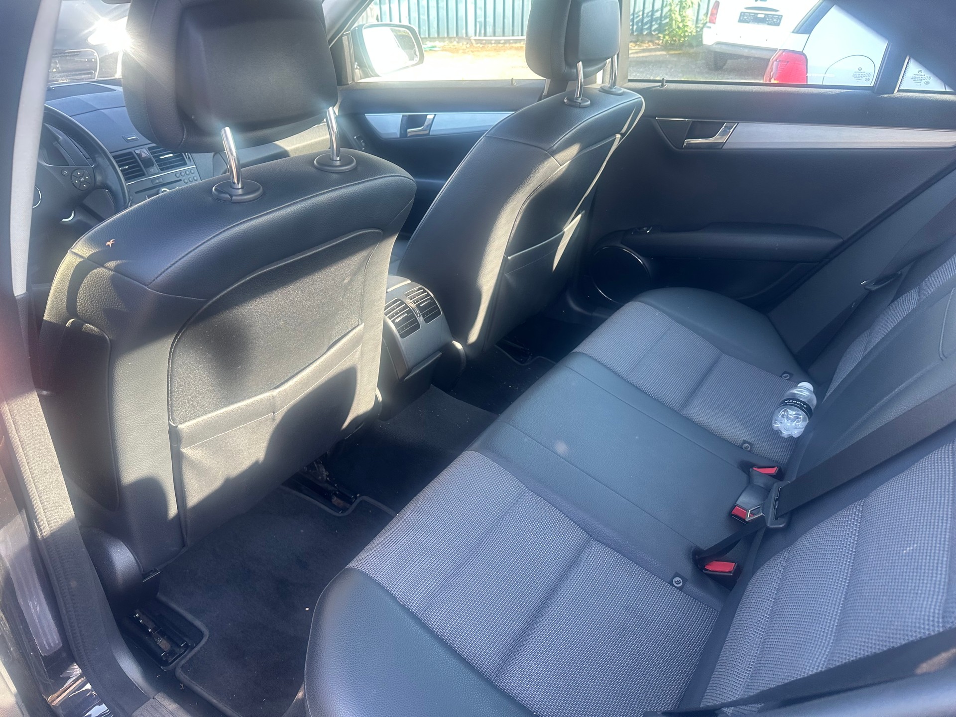 MERCEDES-BENZ C 180 Kompressor Avantgarde Automatic-image-6