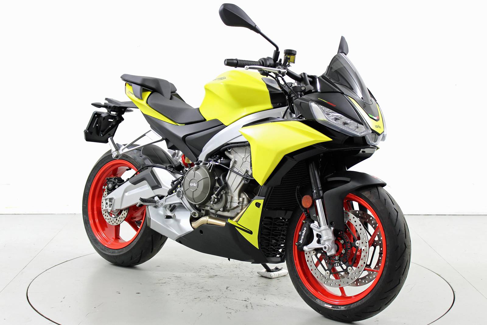 APRILIA Tuono 660 ABS-showroom-element-1