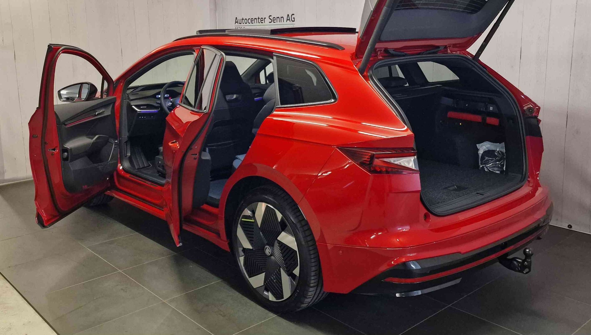 SKODA Enyaq 4x4 RS-image-16