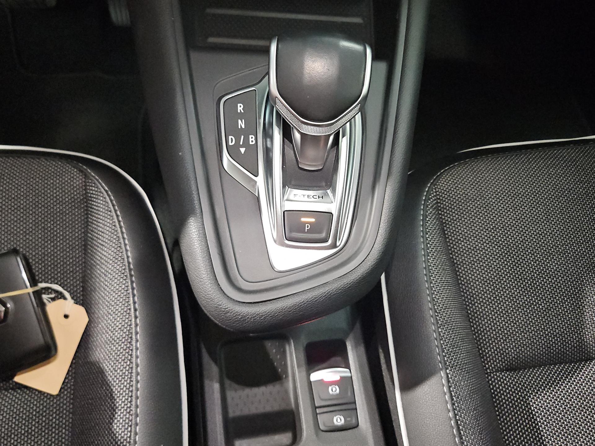 RENAULT Captur 1.6 E-Tech 145 Intens DHT-image-20