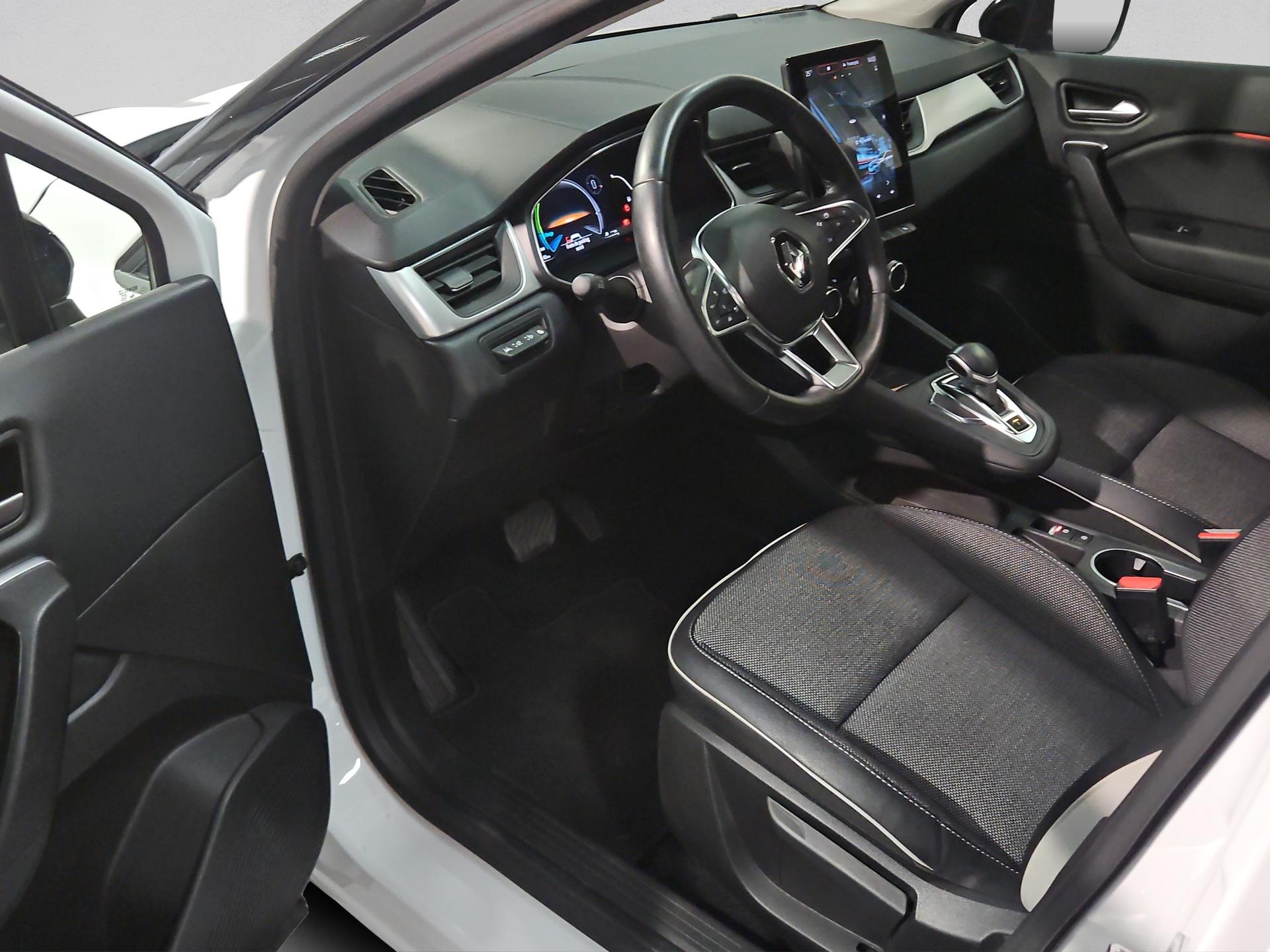 RENAULT Captur 1.6 E-Tech 145 Intens DHT-image-22