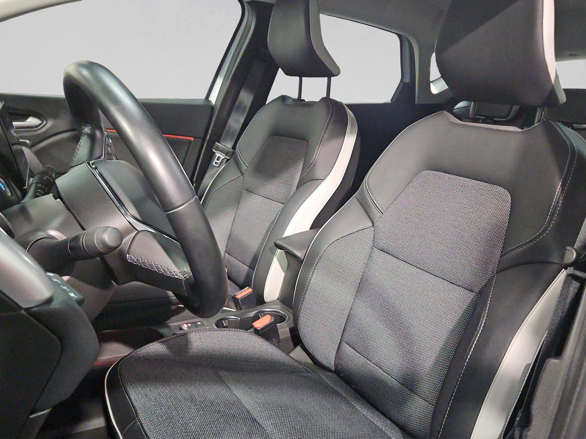 RENAULT Captur 1.6 E-Tech 145 Intens DHT-image-8