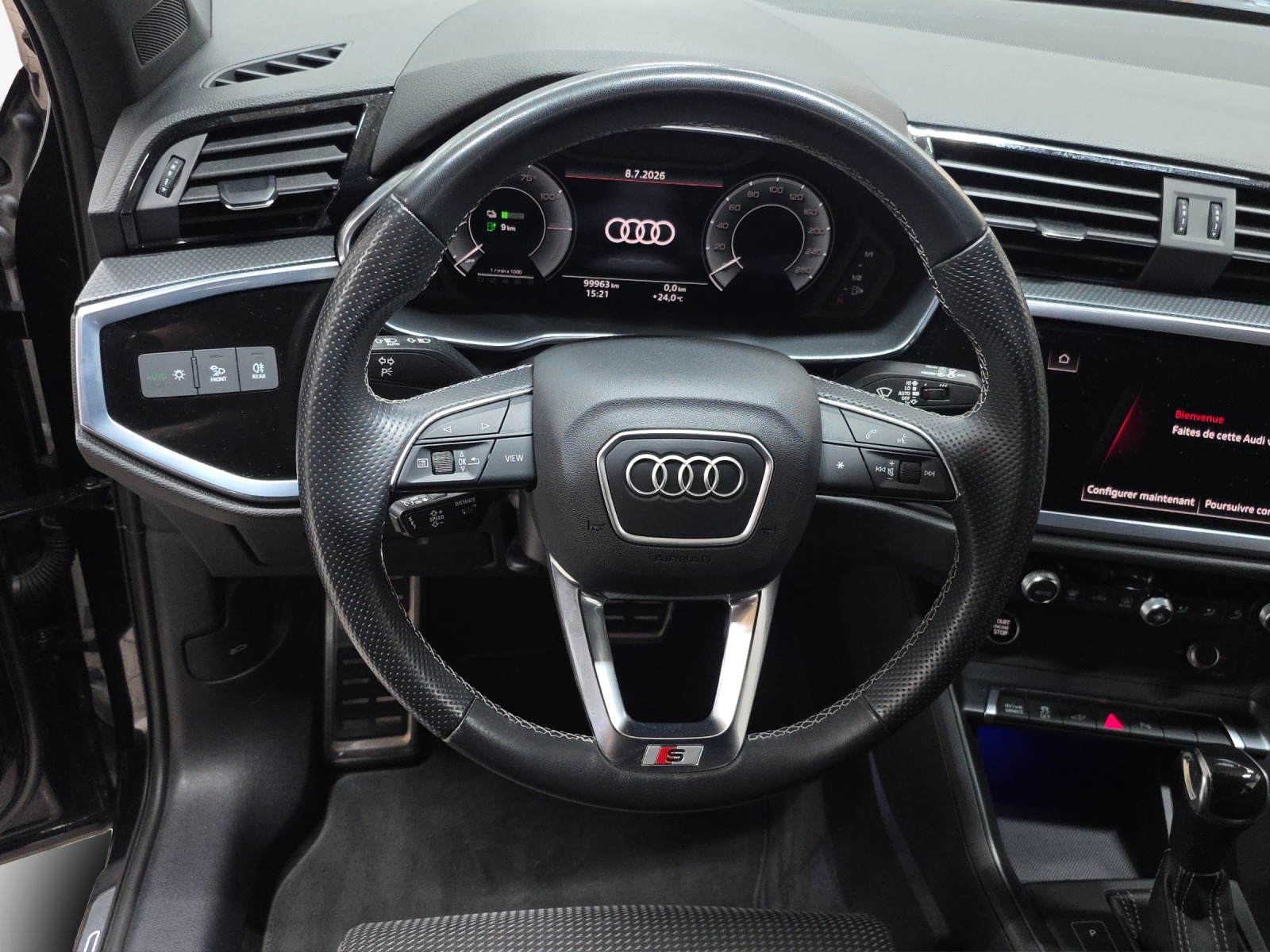 AUDI Q3 Sportback 45 TFSI e S line S-tronic-image-9