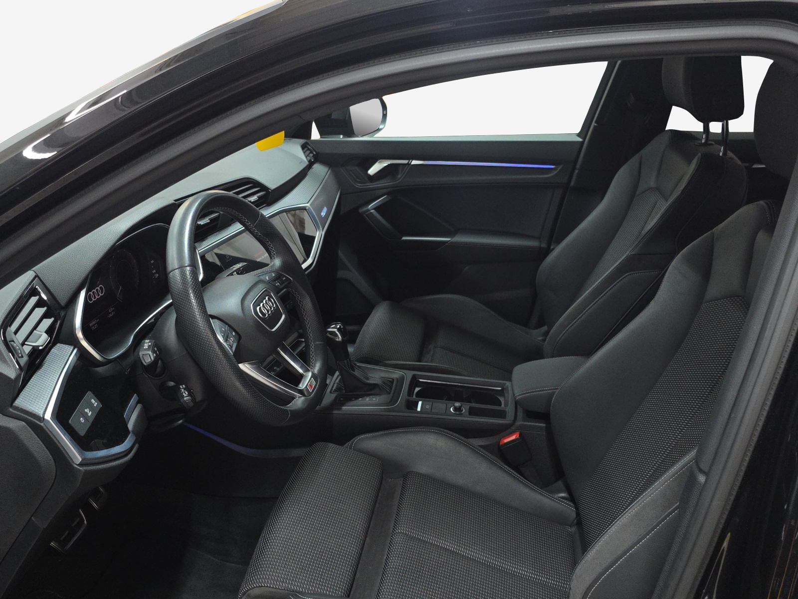 AUDI Q3 Sportback 45 TFSI e S line S-tronic-image-7