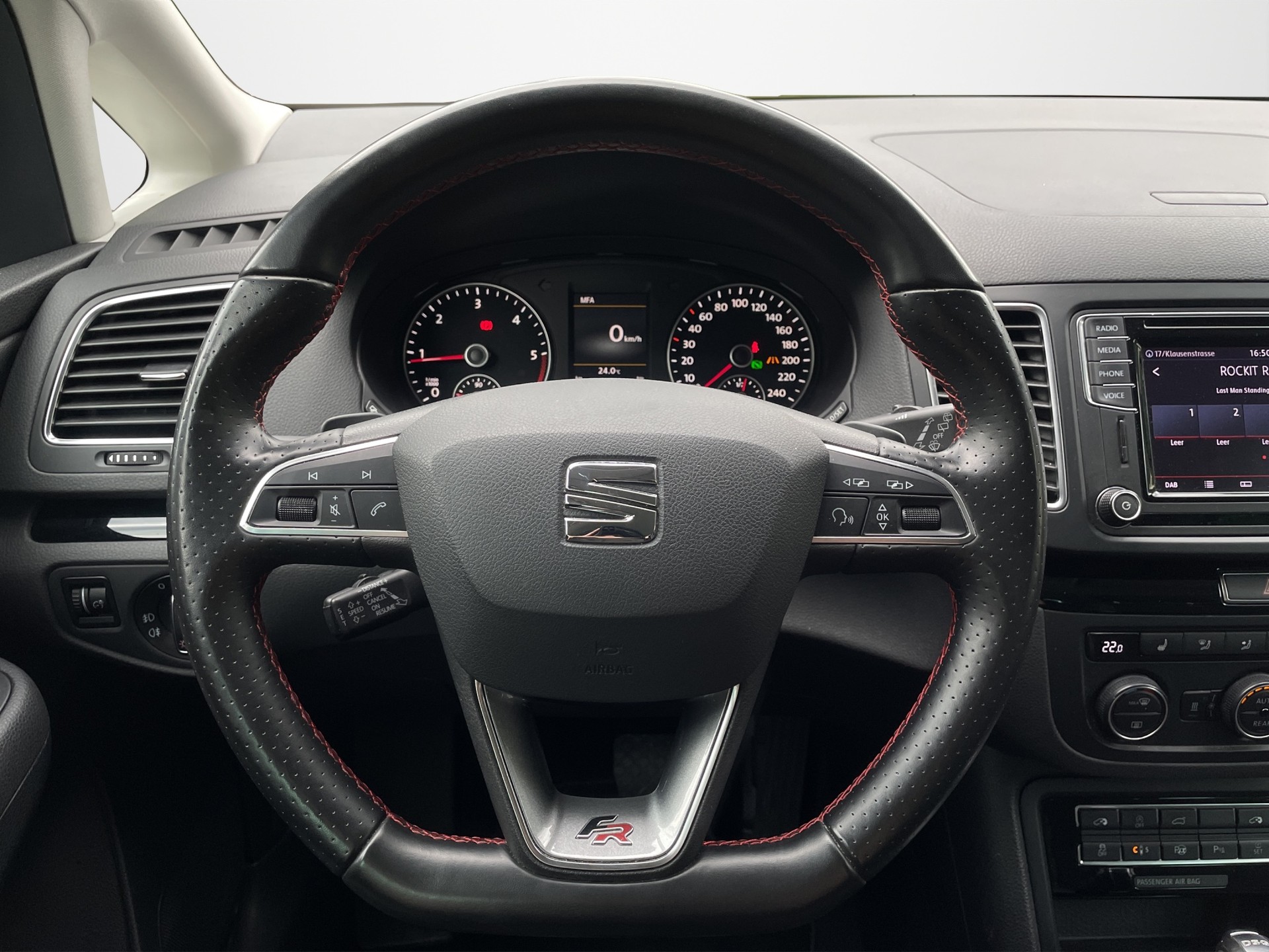 SEAT Alhambra 2.0 TDI DSG SWISS FR-image-9