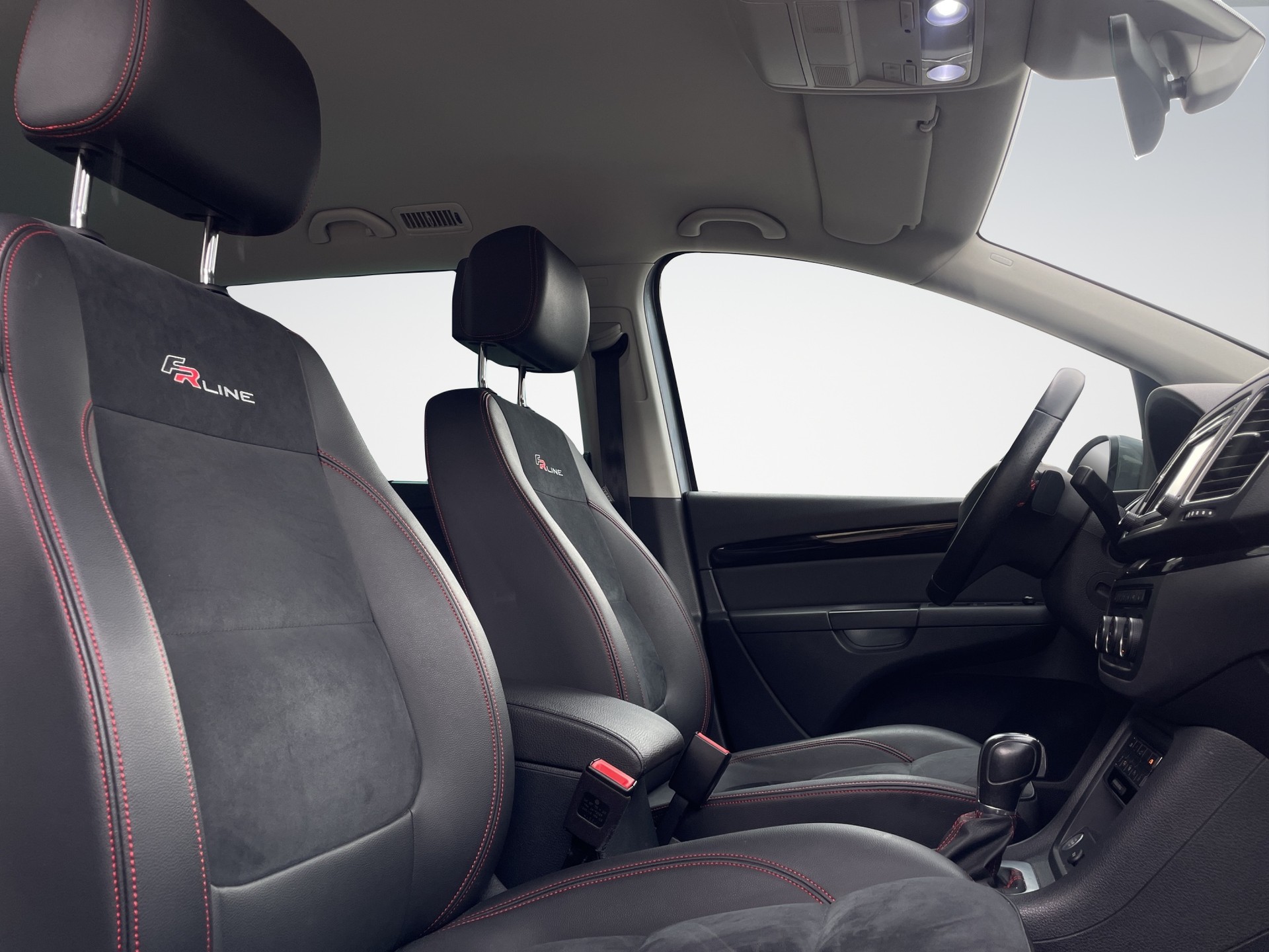 SEAT Alhambra 2.0 TDI DSG SWISS FR-image-16