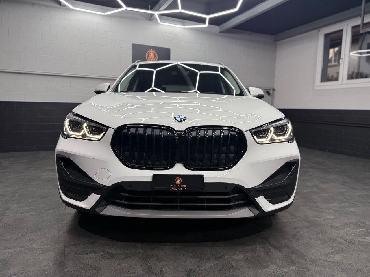 BMW X1 xDrive 18d | Rückfahrkamera | PDC | Leder-image-1