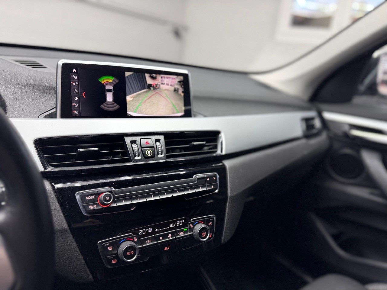 BMW X1 xDrive 18d | Rückfahrkamera | PDC | Leder-image-21