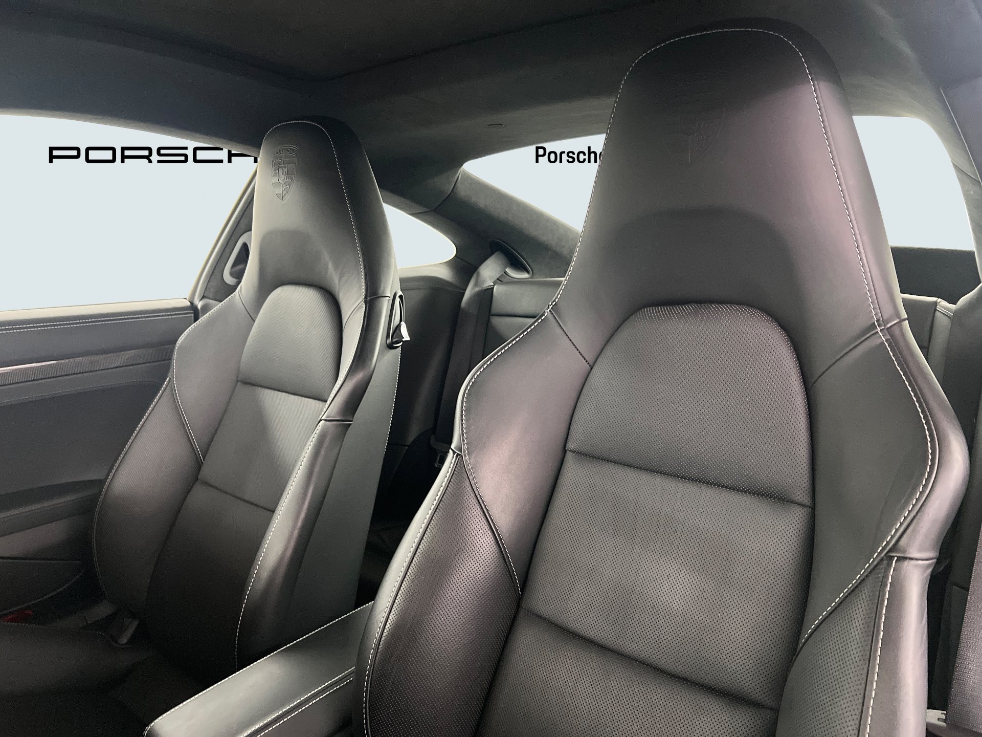 PORSCHE 911 Turbo S-image-4
