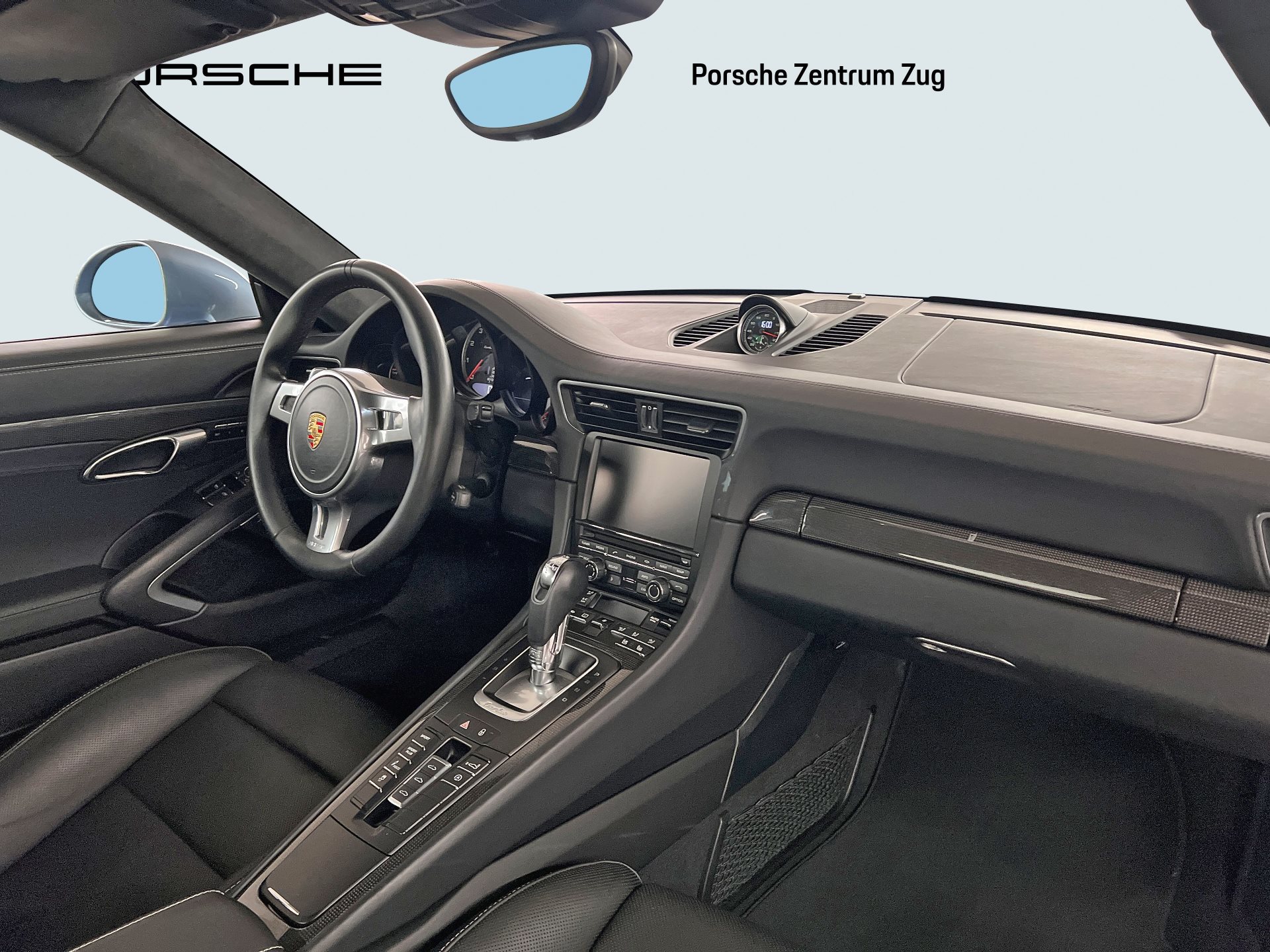 PORSCHE 911 Turbo S-image-17