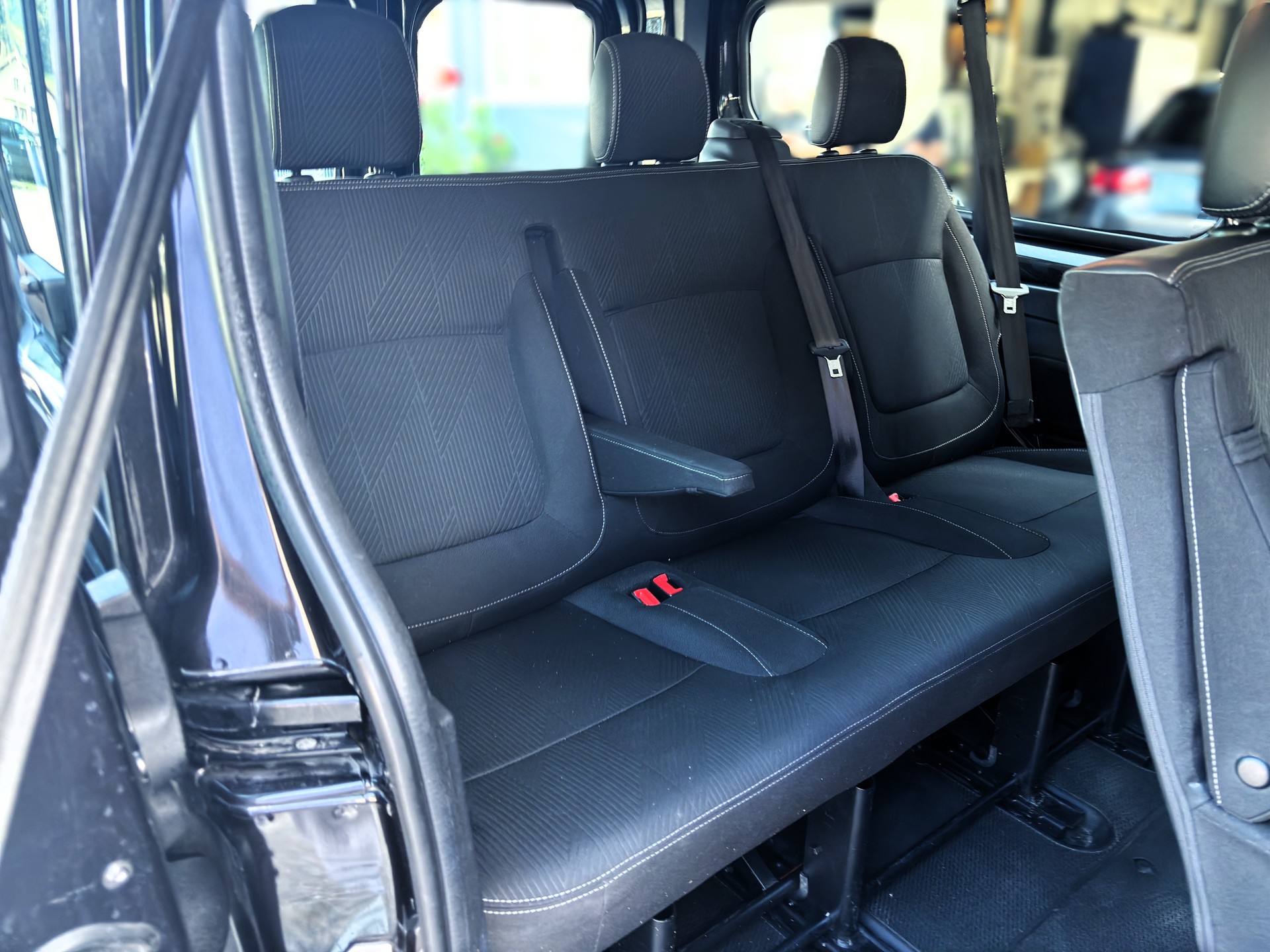 NISSAN NV300 dCi 145 2.9 L2H1 Comfort❗9 Sitzplätze❗✅CH-Fahrzeug & TOP-AUSSTATTUNG✅-image-11