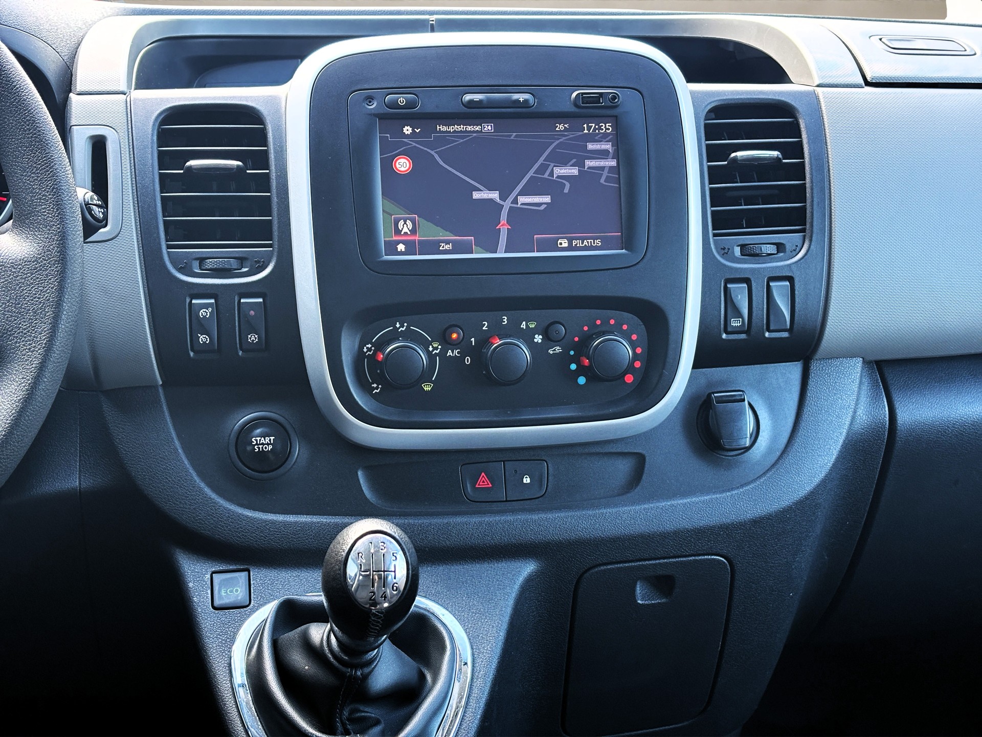 NISSAN NV300 dCi 145 2.9 L2H1 Comfort❗9 Sitzplätze❗✅CH-Fahrzeug & TOP-AUSSTATTUNG✅-image-10