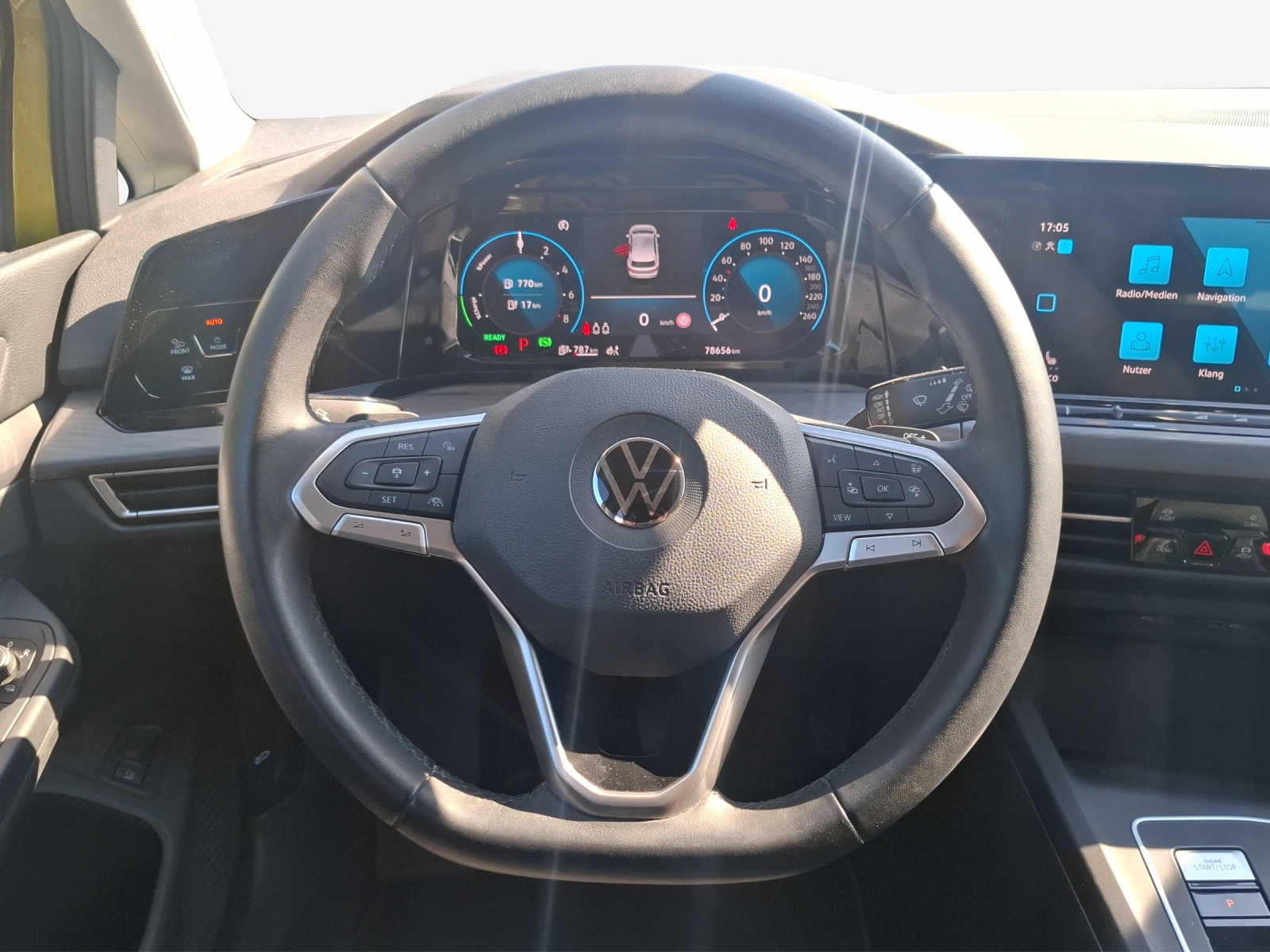VW Golf 1.4 TSI PHEV Style-image-9
