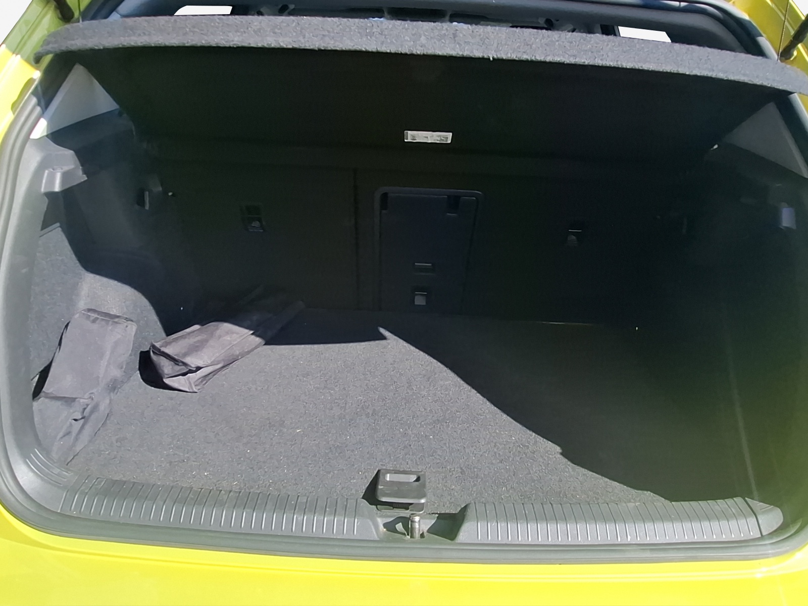VW Golf 1.4 TSI PHEV Style-image-12