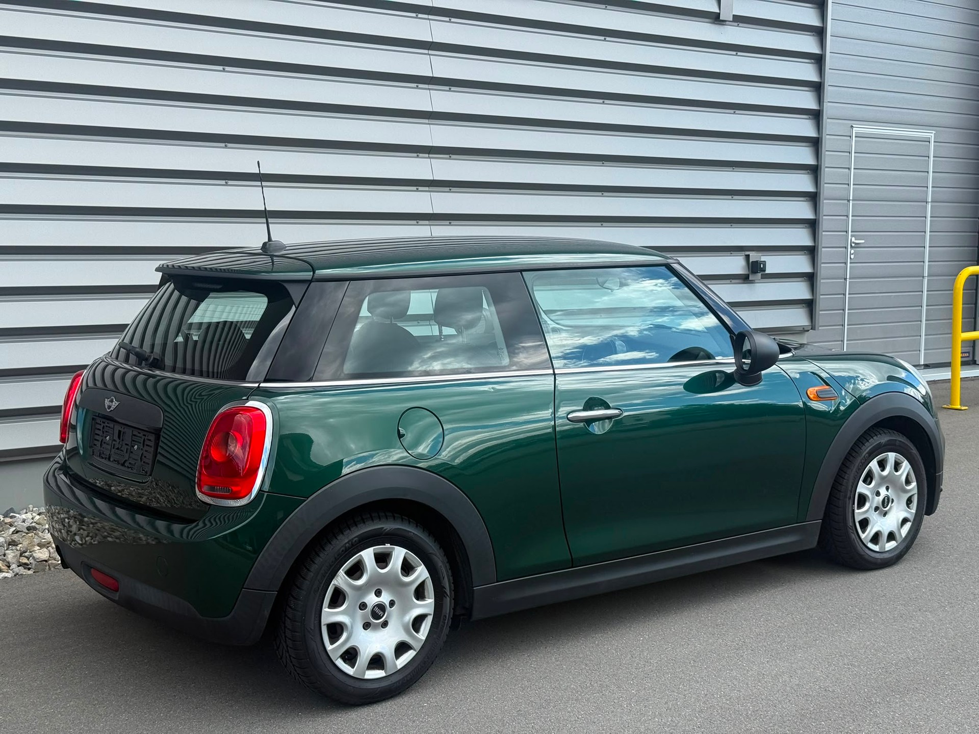 MINI One-image-5