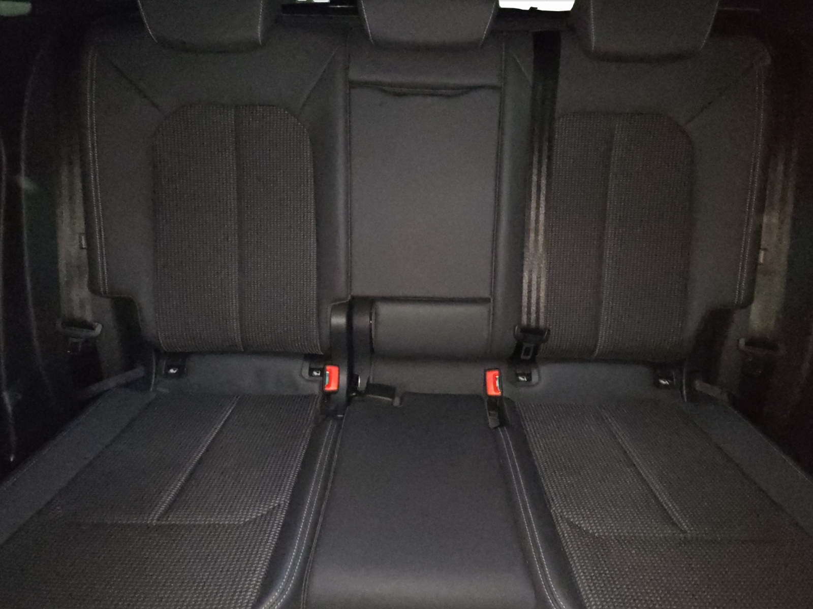 AUDI Q3 45 TFSI S line quattro S-tronic-image-7