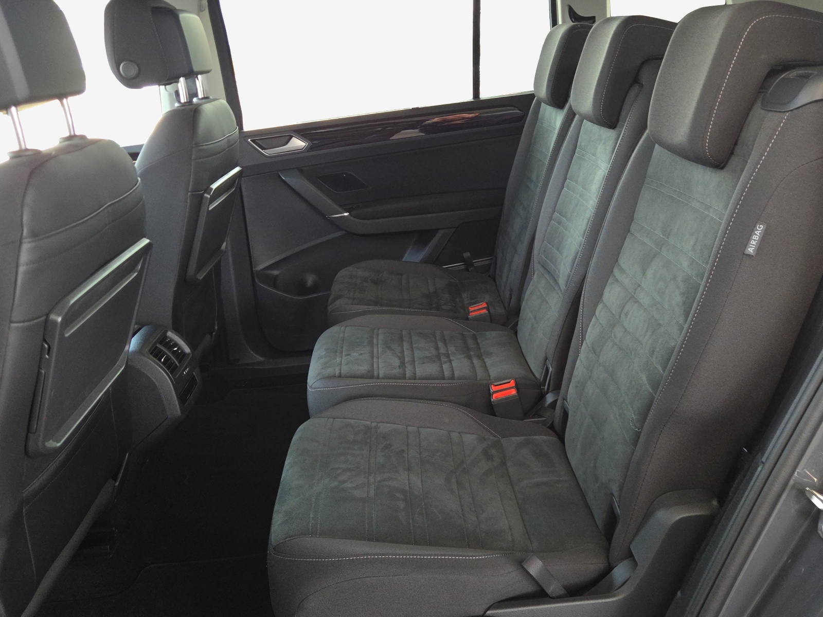 VW Touran 1.5 TSI EVO Highline DSG-image-11