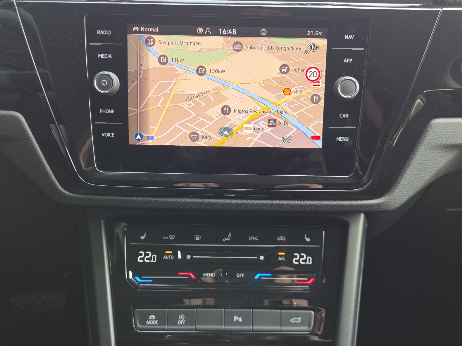 VW Touran 1.5 TSI EVO Highline DSG-image-10