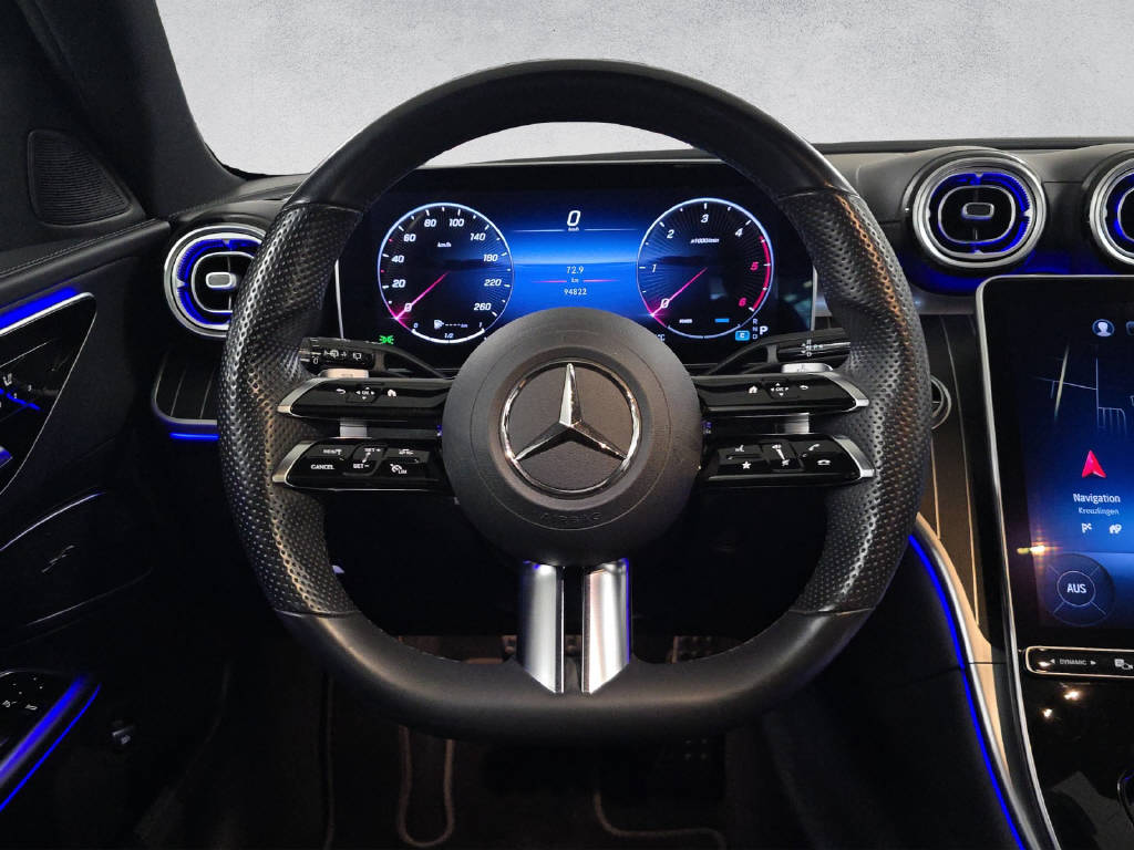 MERCEDES-BENZ C 220 d AMG Line 4Matic Swiss Star T-Modell-image-11
