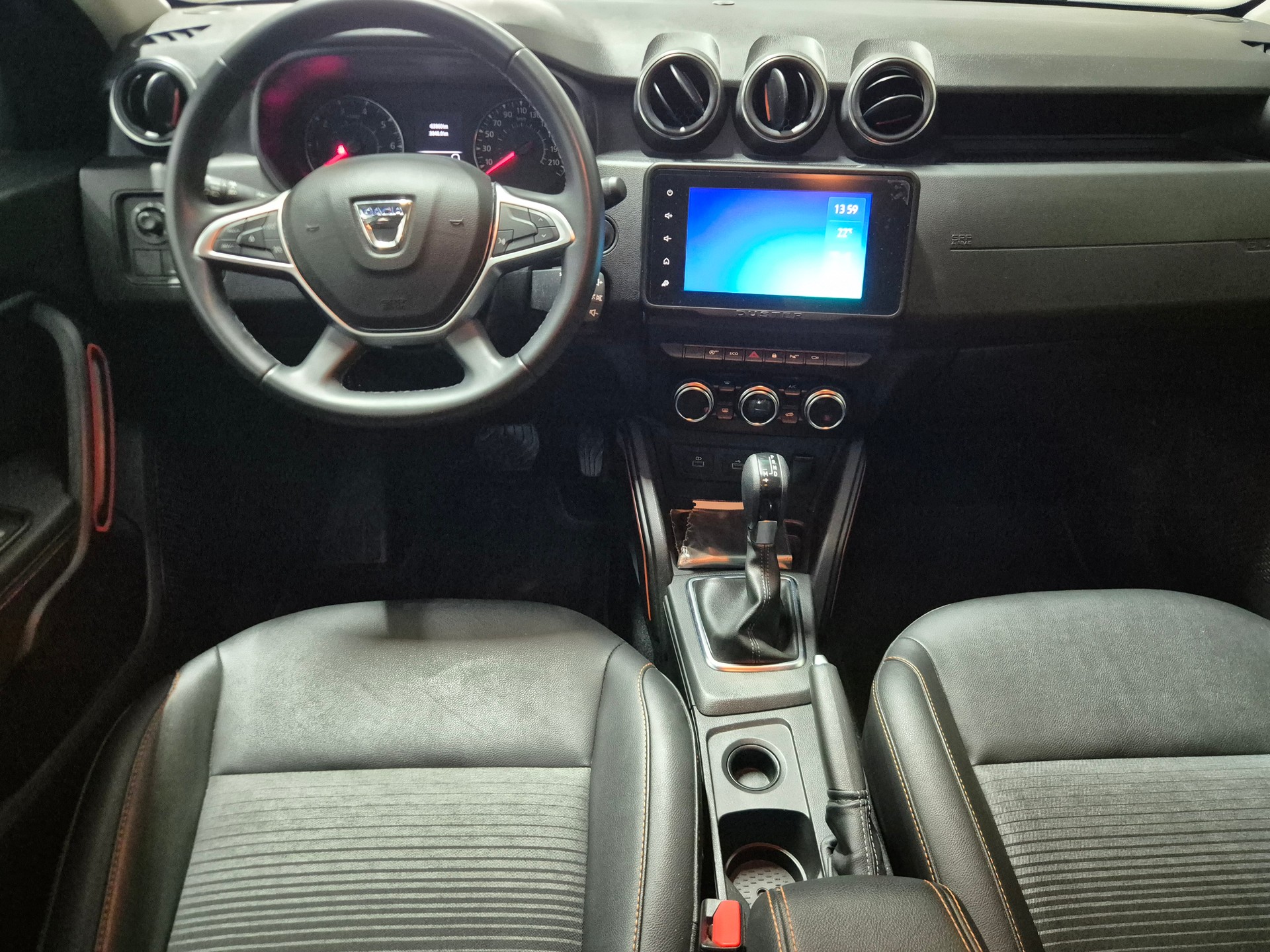 DACIA Duster TCe 150 Prestige EDC 4x2-image-7