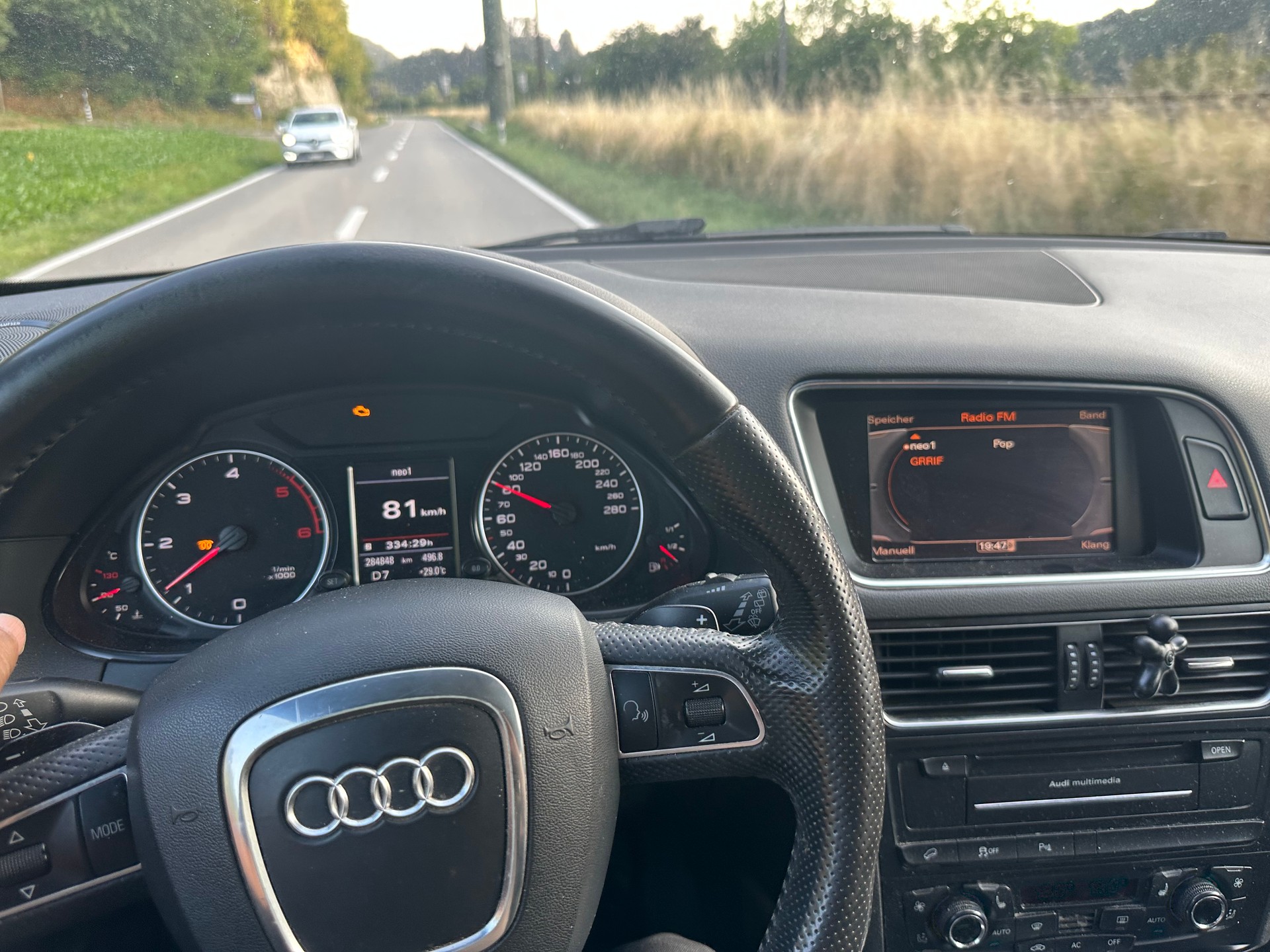 AUDI Q5 3.0 TDI quattro S-tronic-image-10