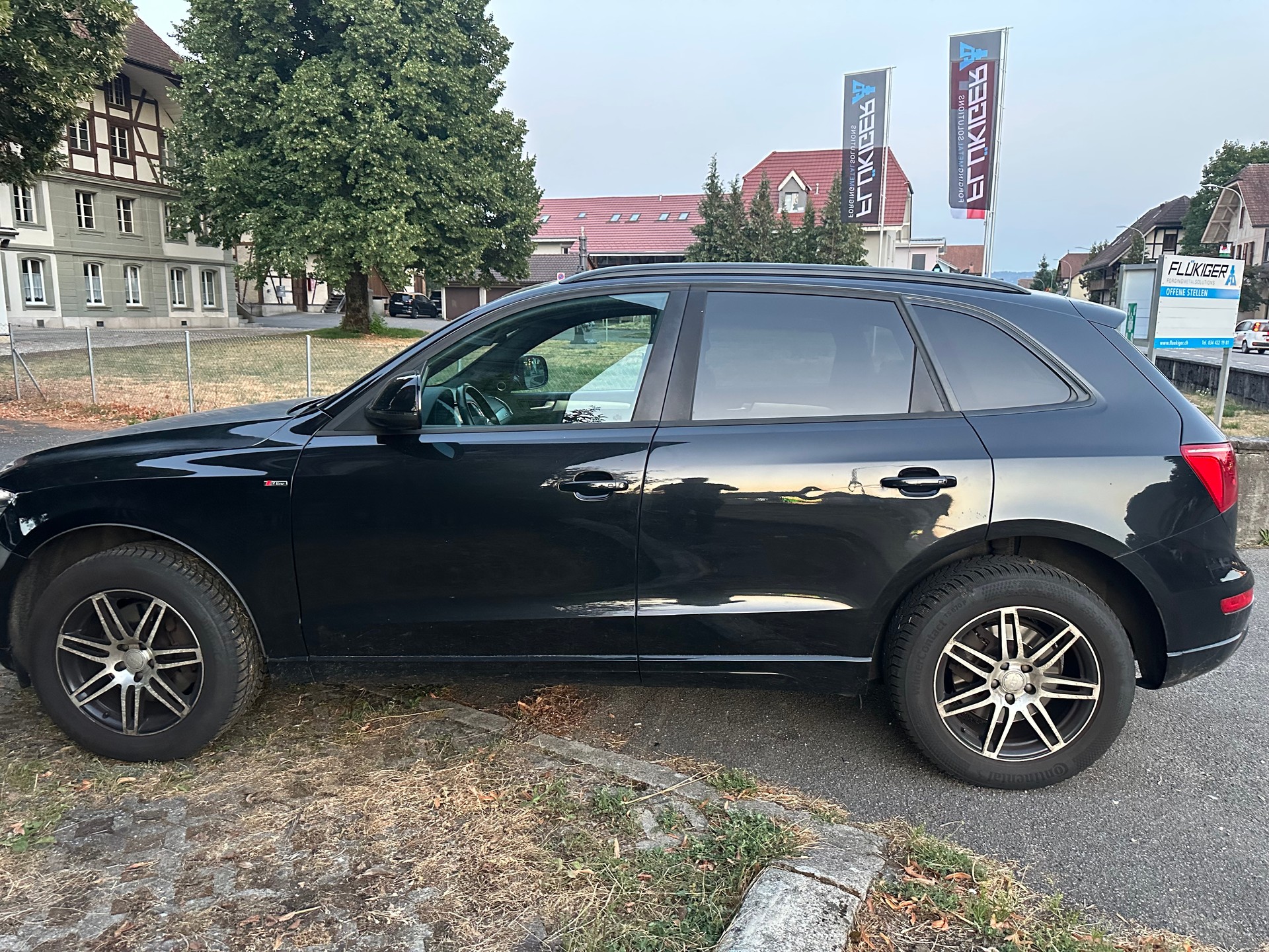AUDI Q5 3.0 TDI quattro S-tronic-image-3