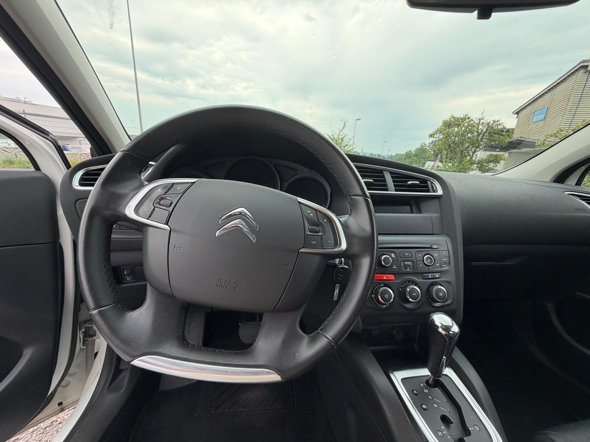 CITROEN C4 Berline 1.6 VTi Séduction BVA4-image-9
