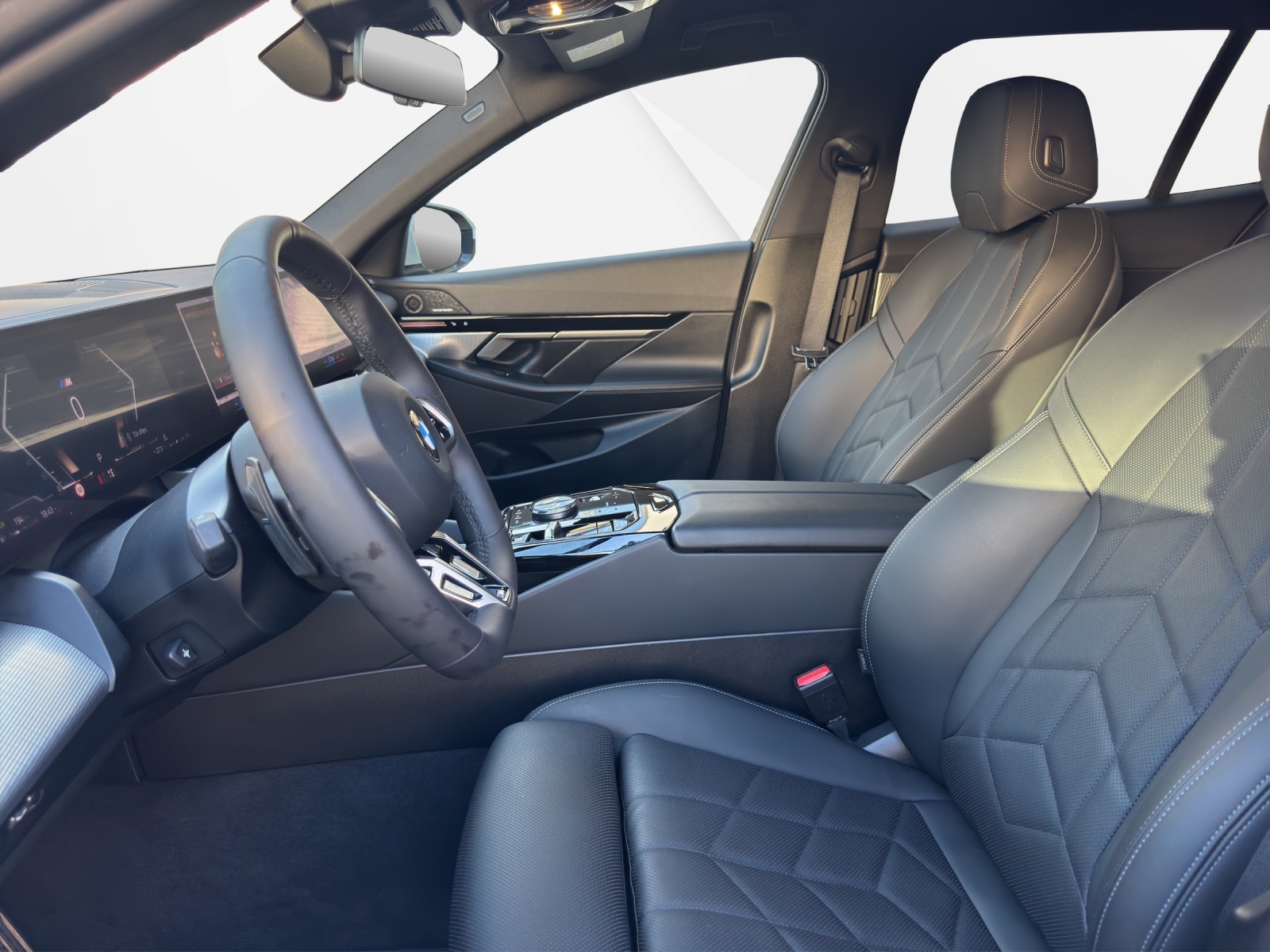 BMW 520d xDrive 48V Touring M Sport Steptronic-image-8