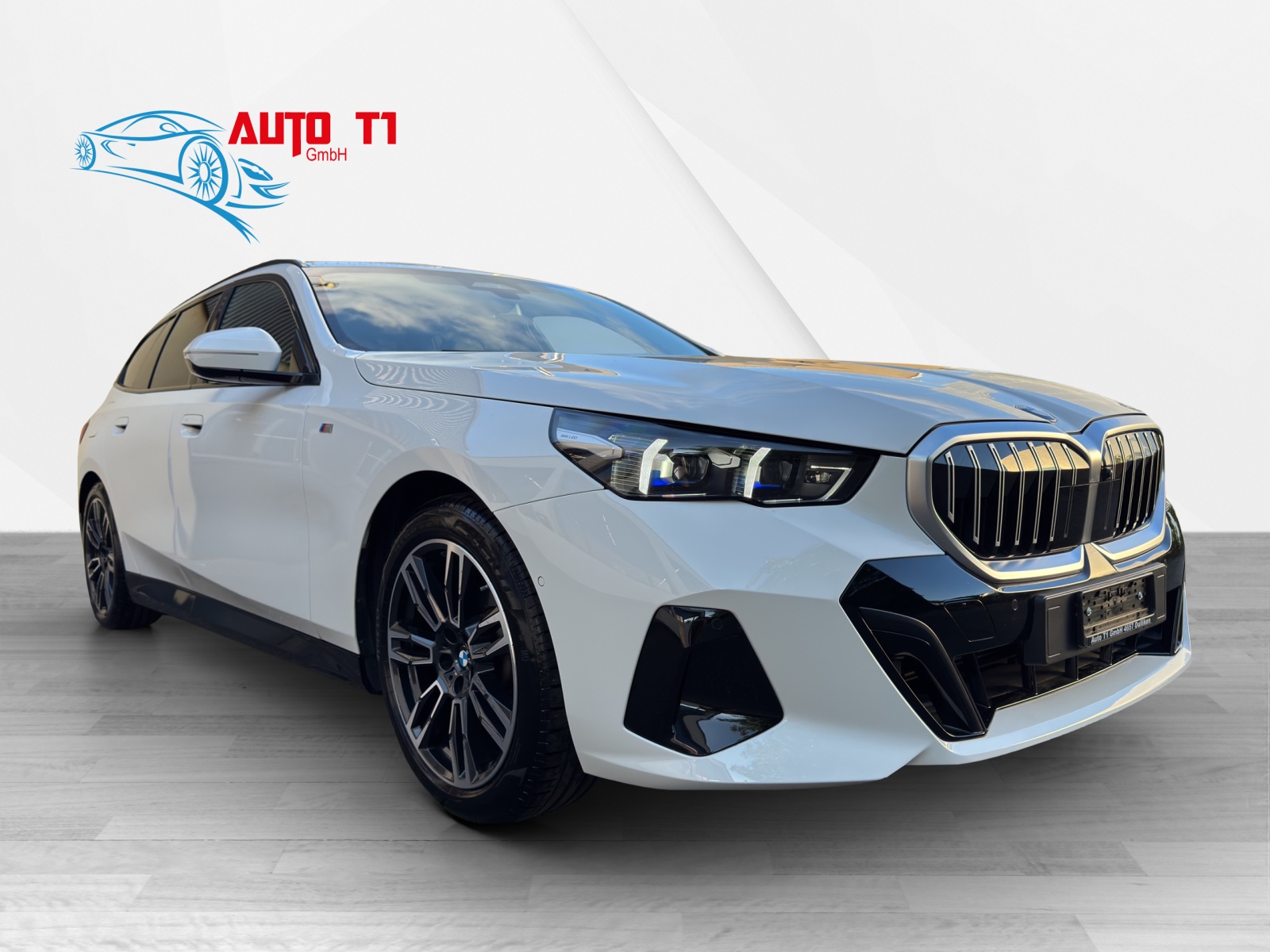 BMW 520d xDrive 48V Touring M Sport Steptronic-image-7
