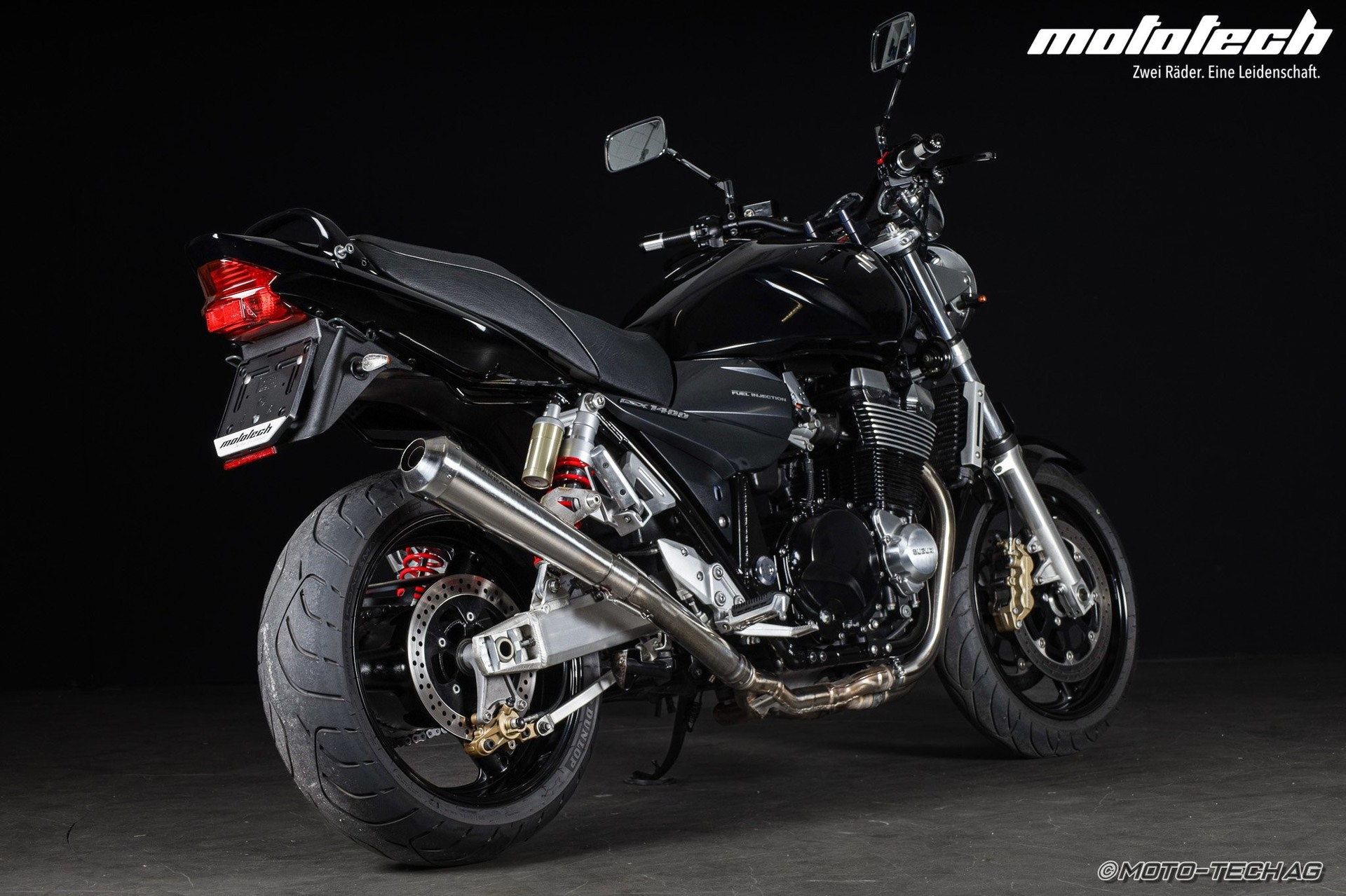 SUZUKI GSX 1400 BARACUDA-showroom-element-2